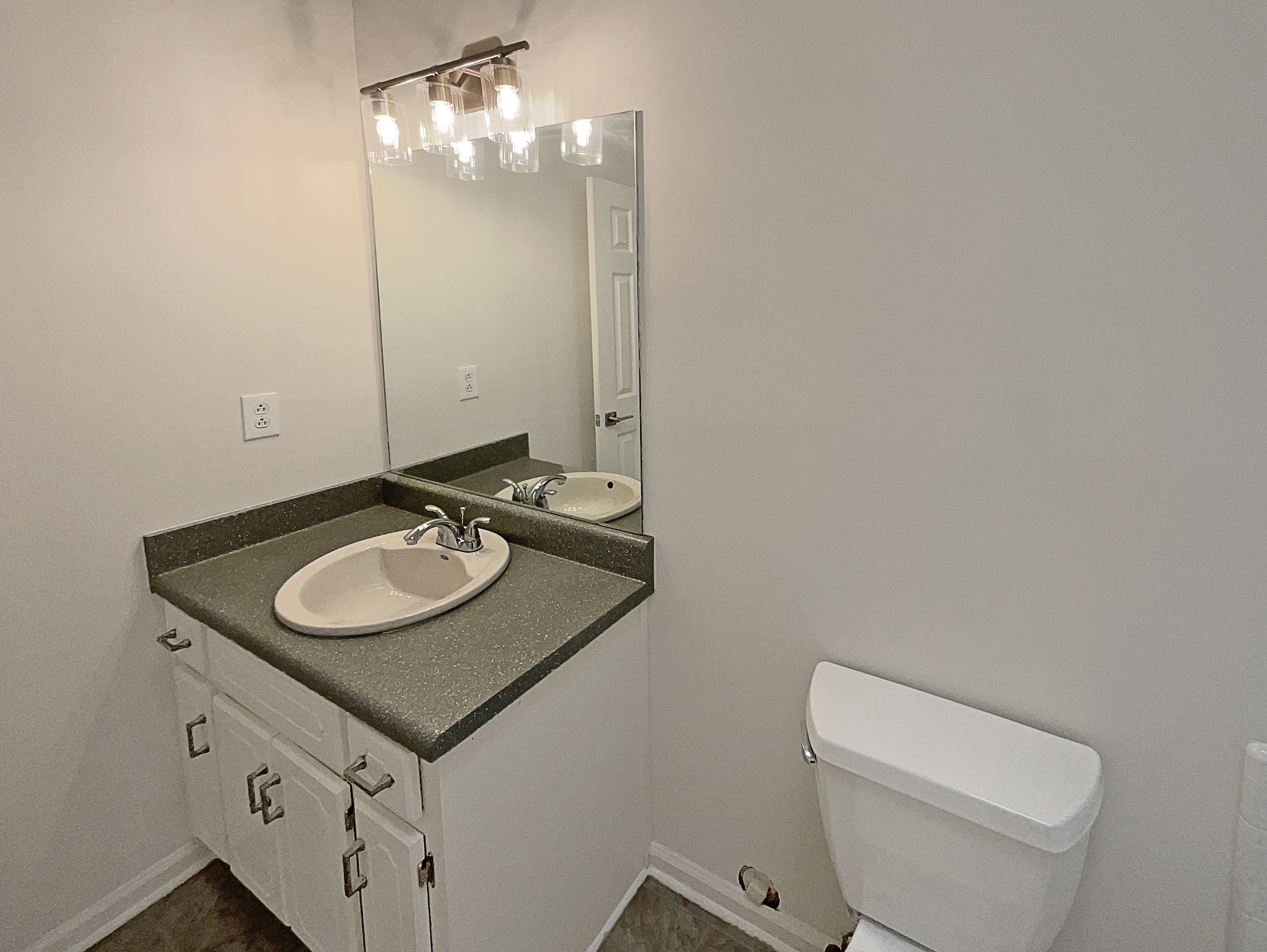 Photo 6 of 27 of 4134 Jodeco Rd, McDonough, GA