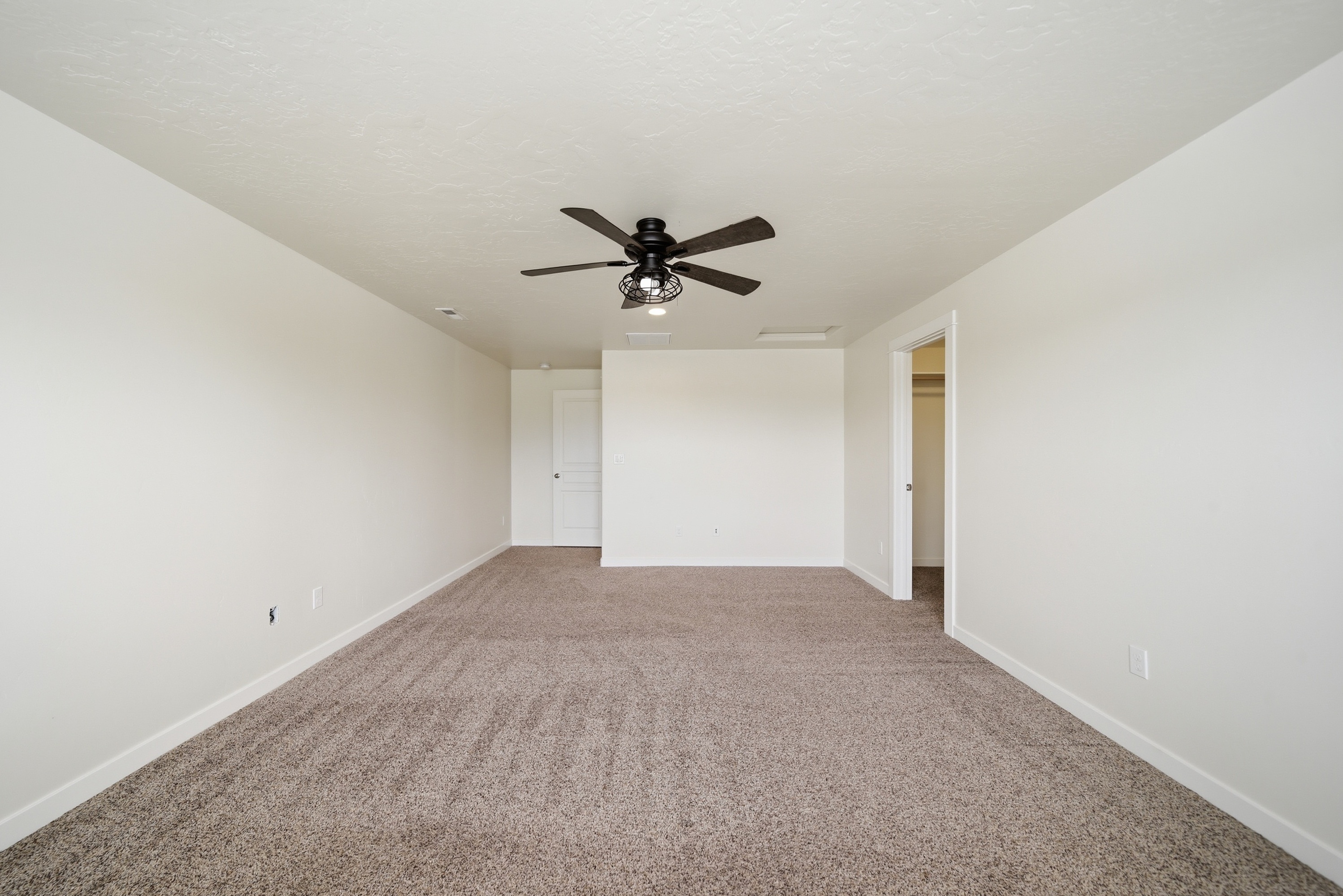 Photo 18 of 34 of 6125 W Mattawa Dr, Meridian, ID