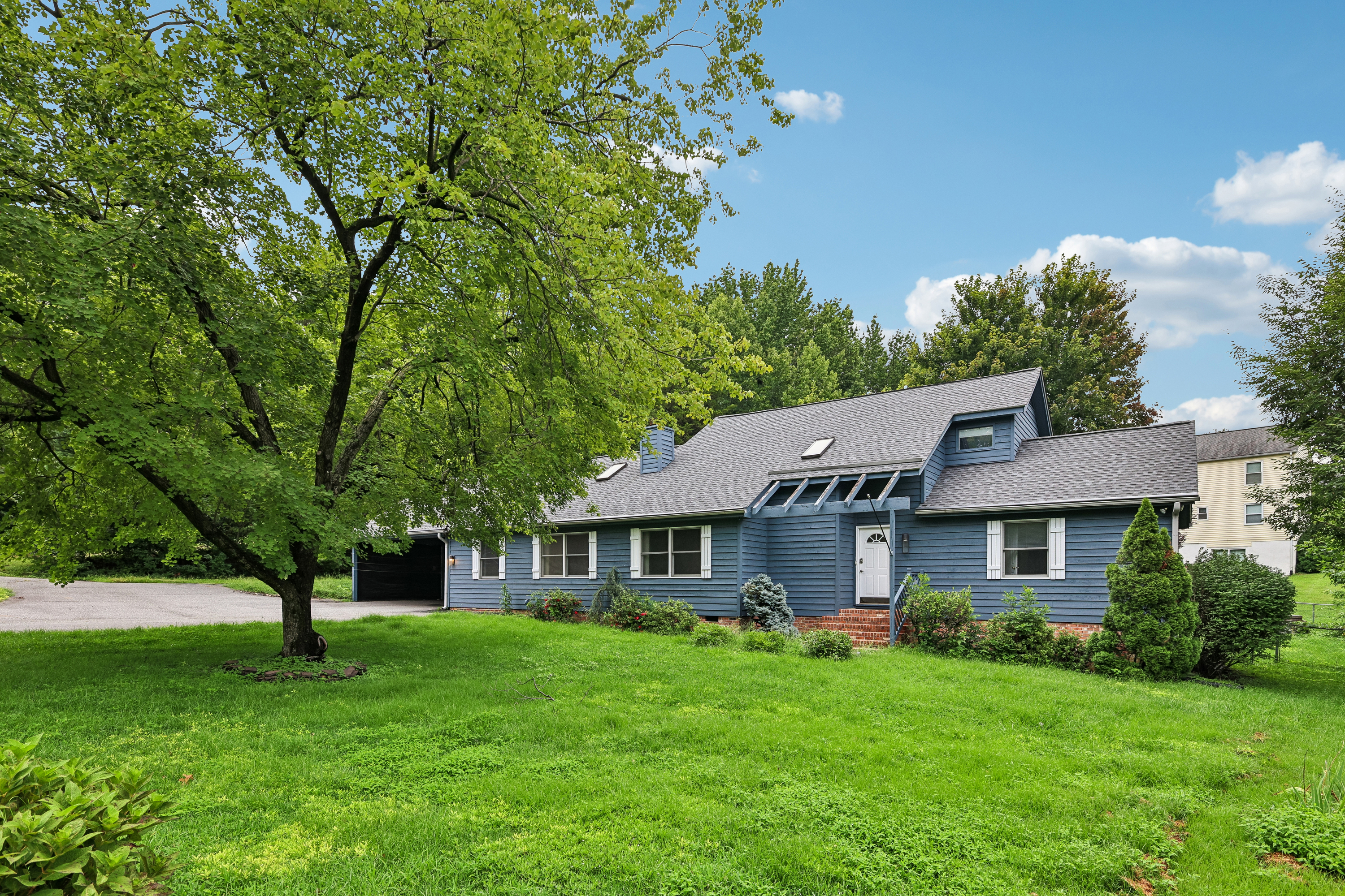 Photo 16 of 46 of 11811 Gordon Rd, Fredericksburg, VA