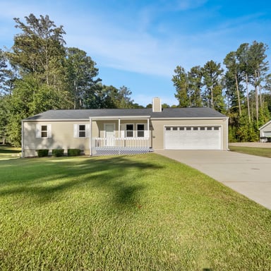 Property photo 1 of 61 Jeanette St