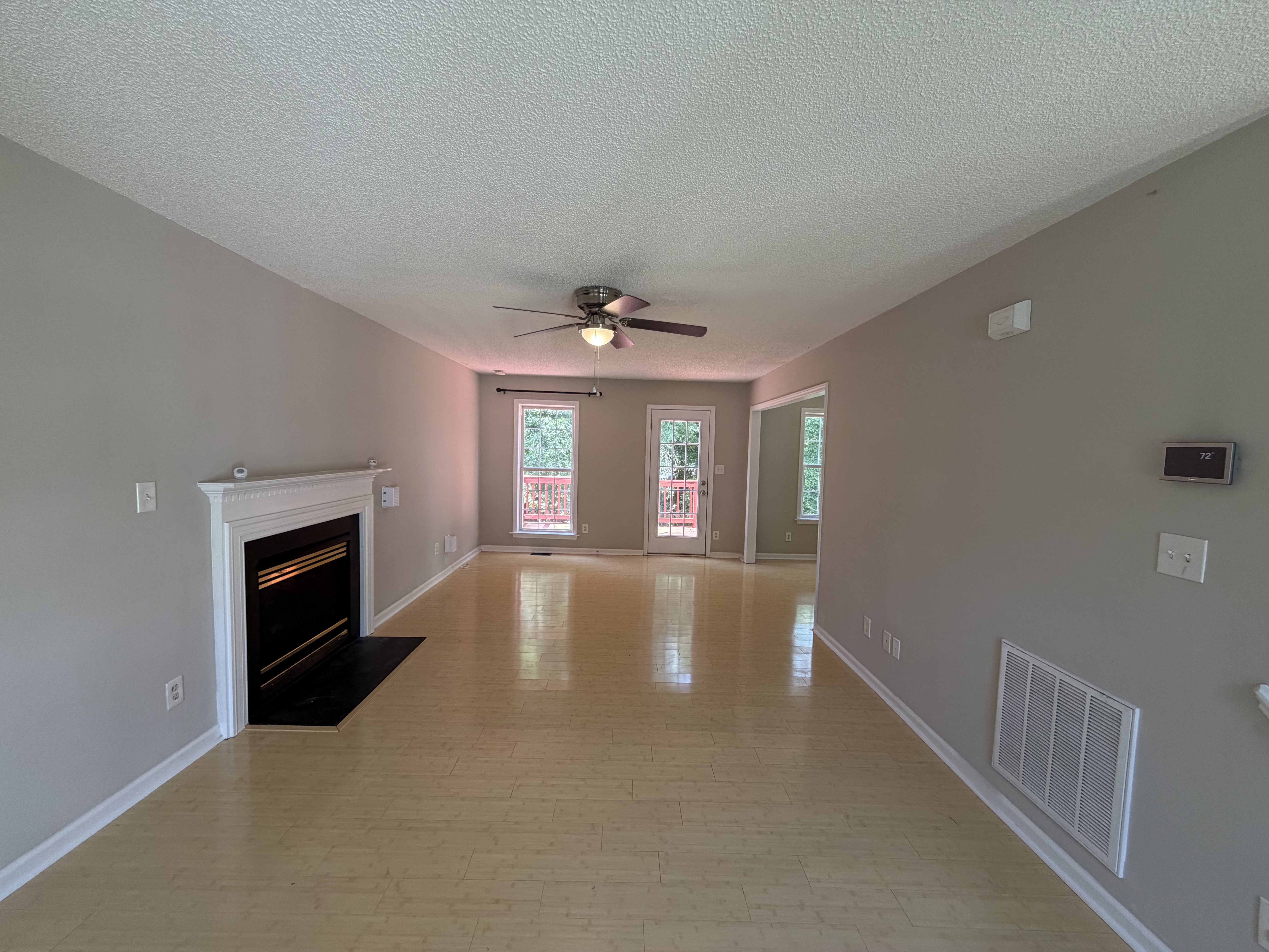 Photo 20 of 26 of 128 Morena Dr, Holly Springs, NC