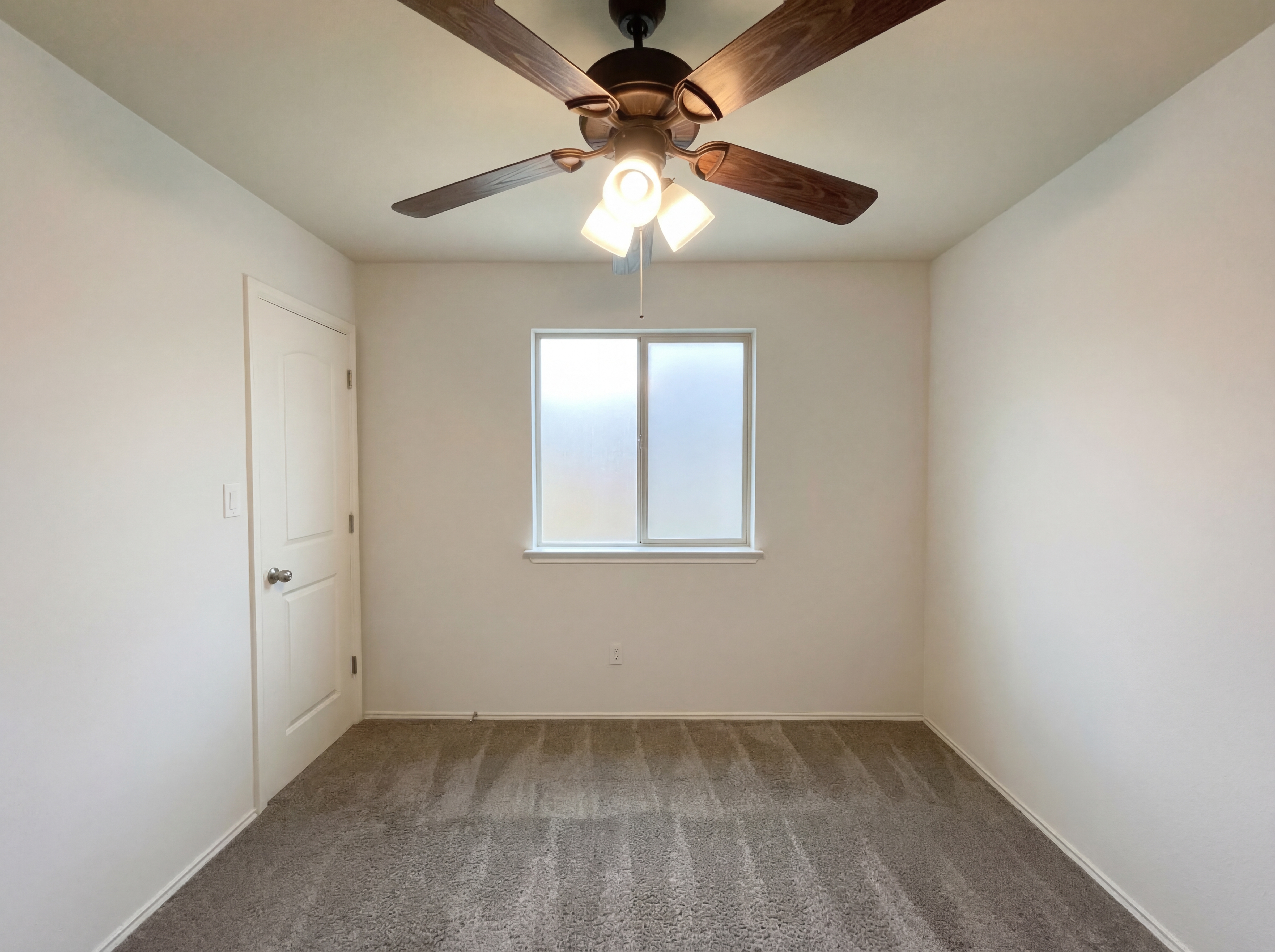 Photo 22 of 34 of 15102 Imes Ln, Austin, TX