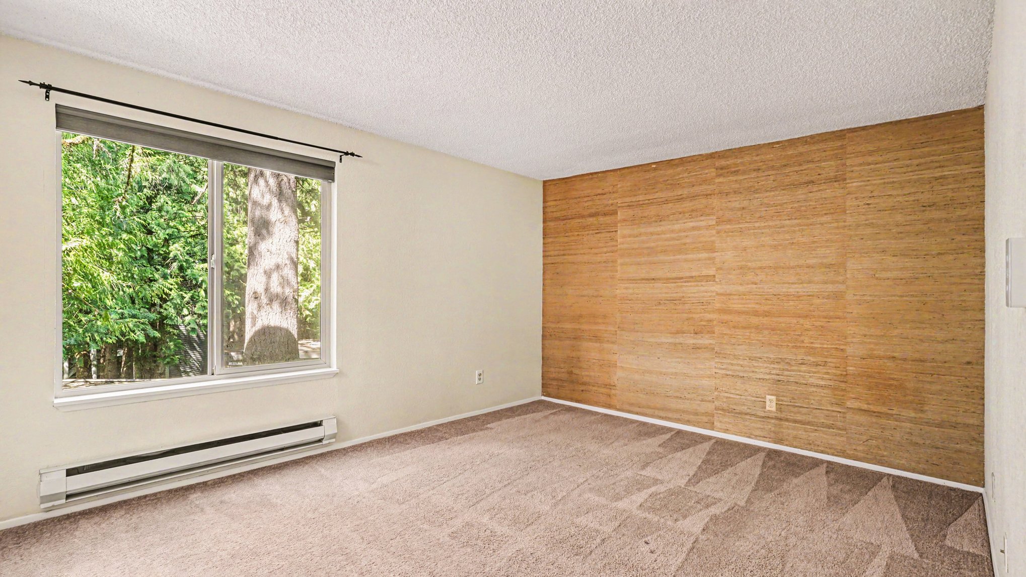 Photo 12 of 17 of 8033 145th Ave NE, Redmond, WA