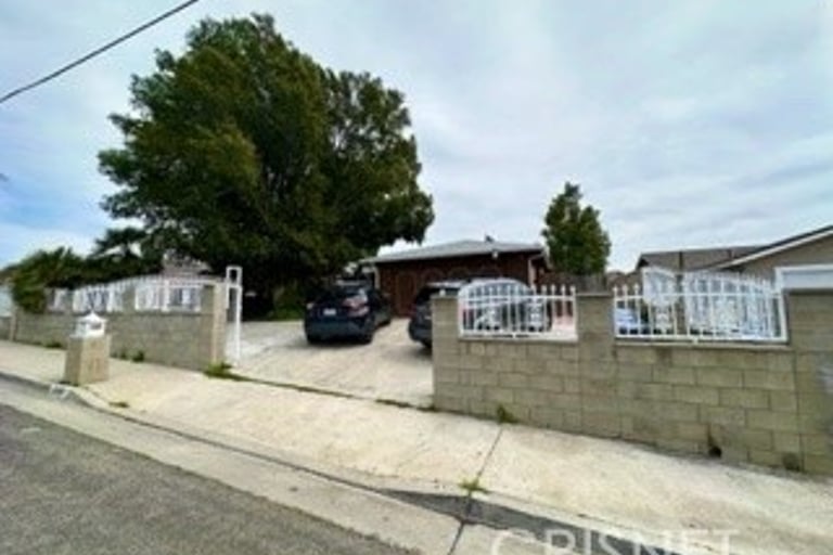 default property photo