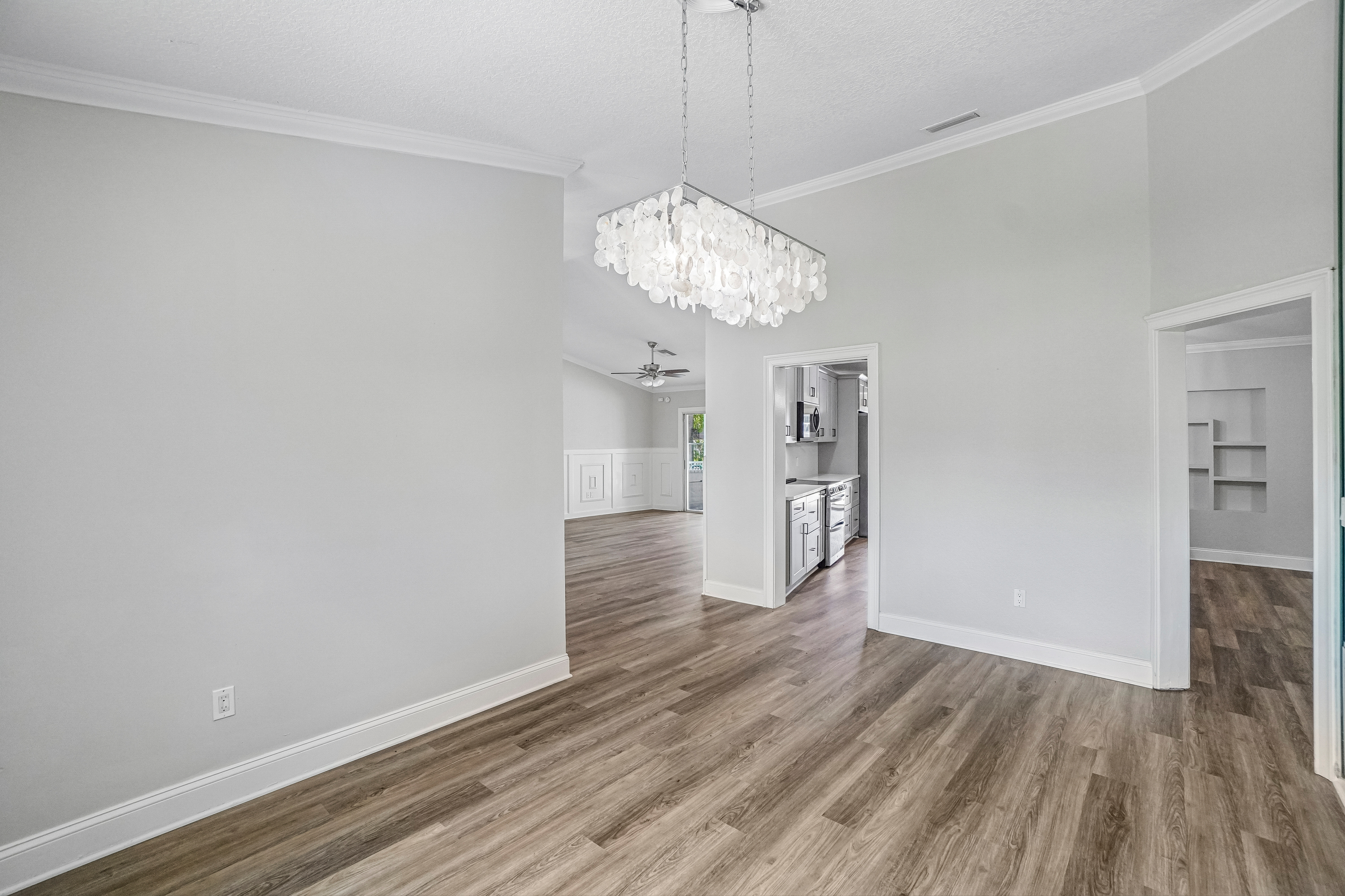 Photo 10 of 63 of 5609 Executive Dr, New Port Richey, FL
