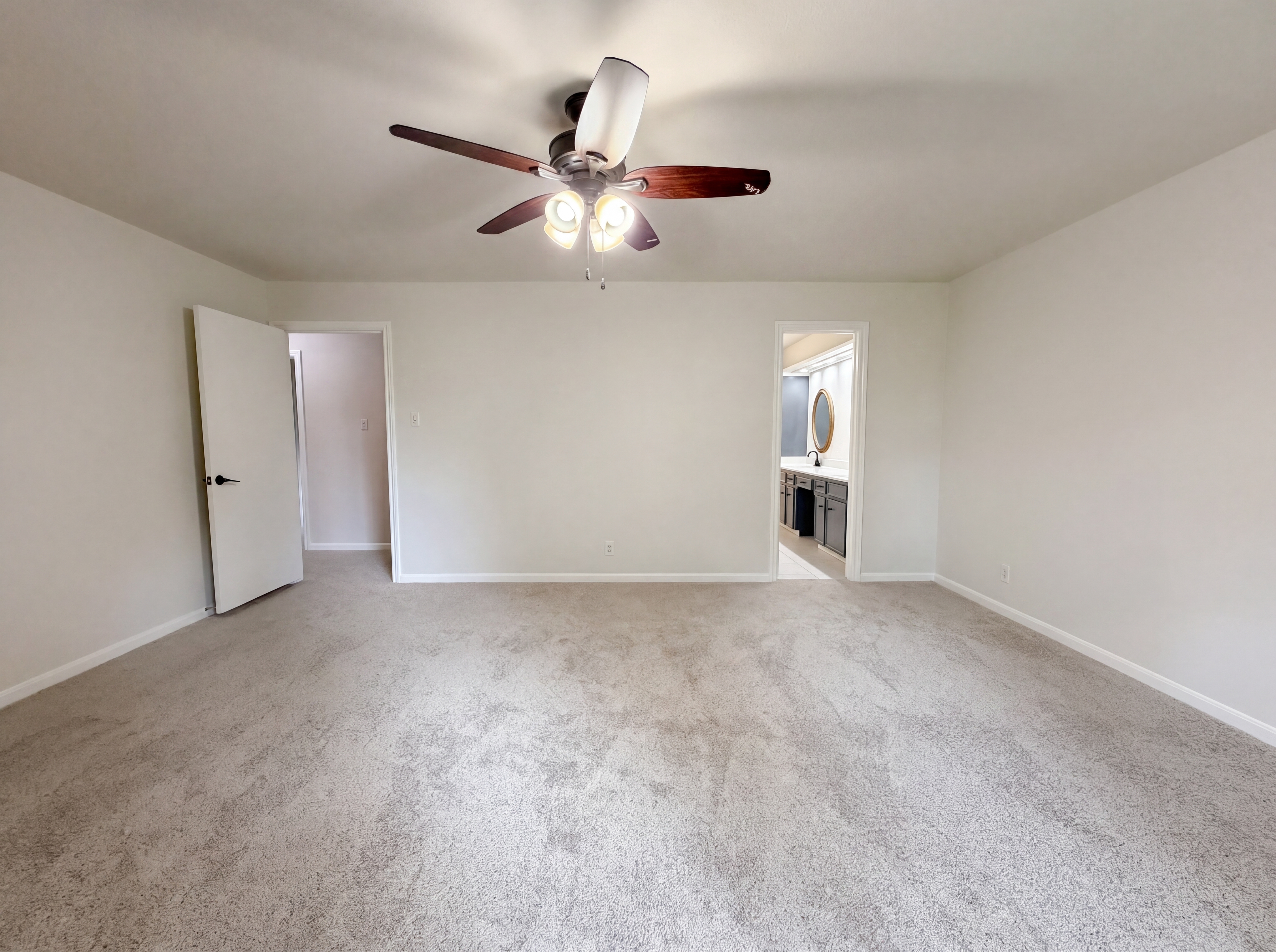 Photo 4 of 23 of 17518 Rustington Dr, Spring, TX