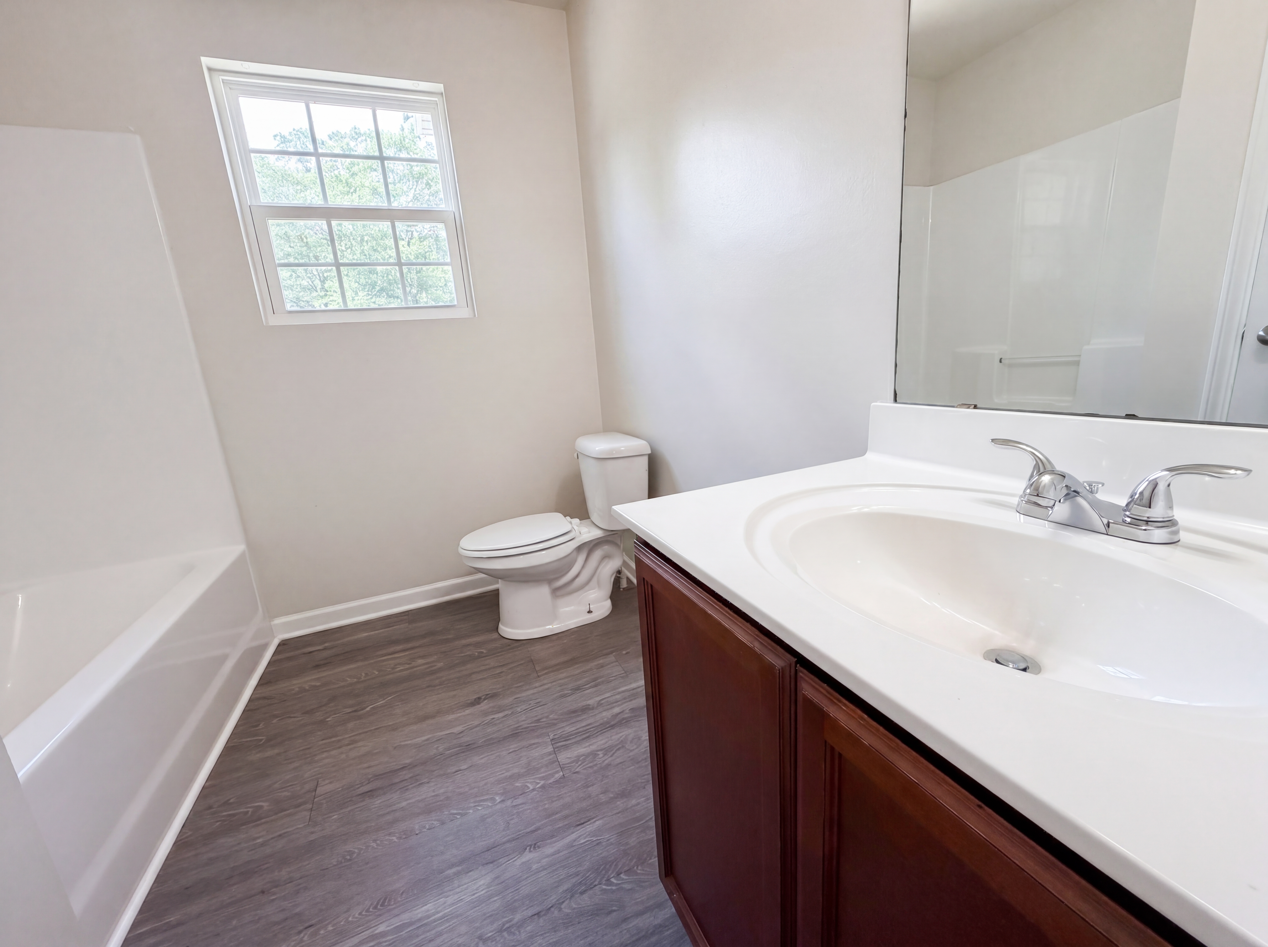 Photo 9 of 26 of 719 Cannonsburg Dr, Duncan, SC