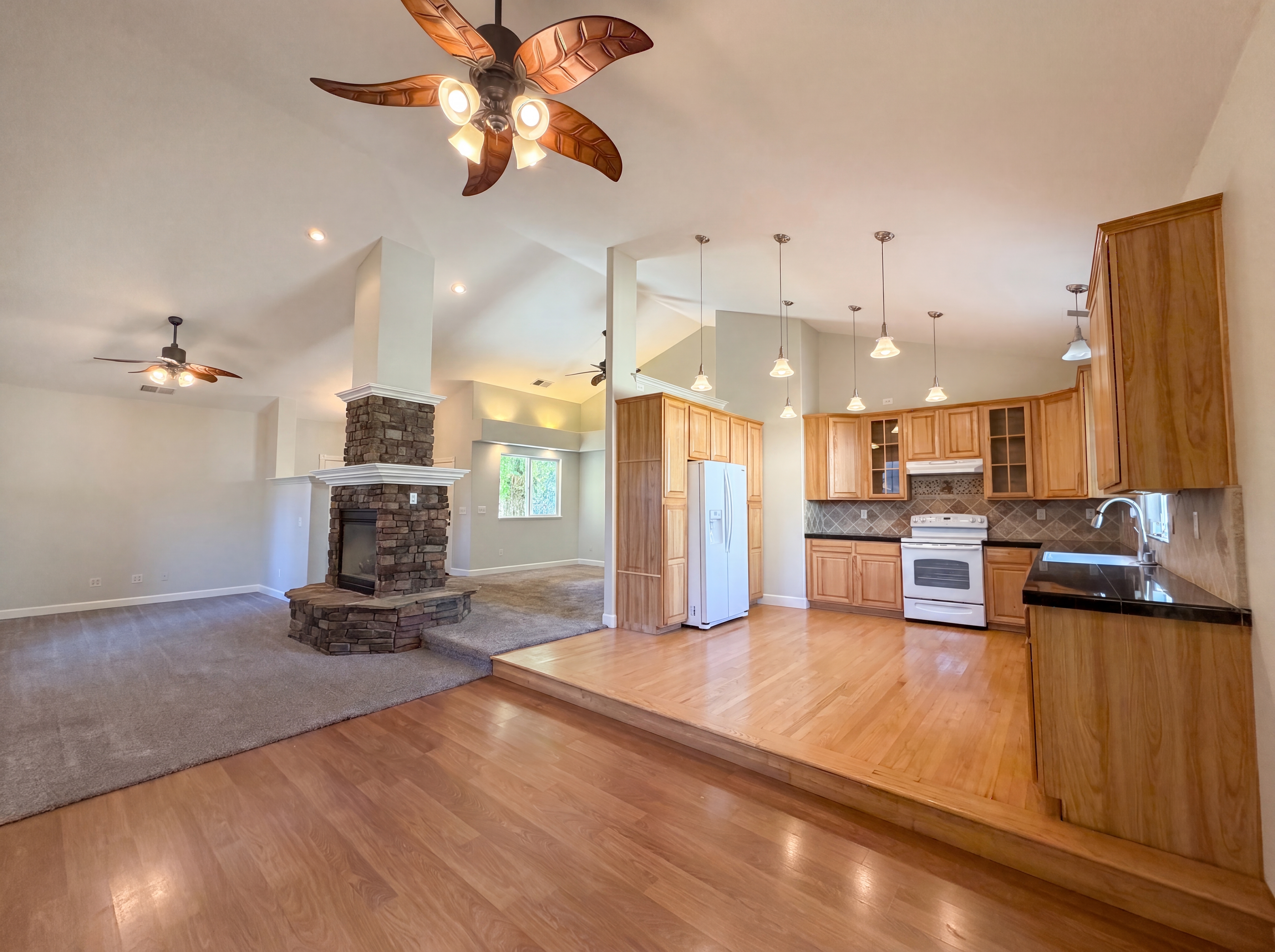 Photo 9 of 48 of 8233 Fair Way, Citrus Heights, CA