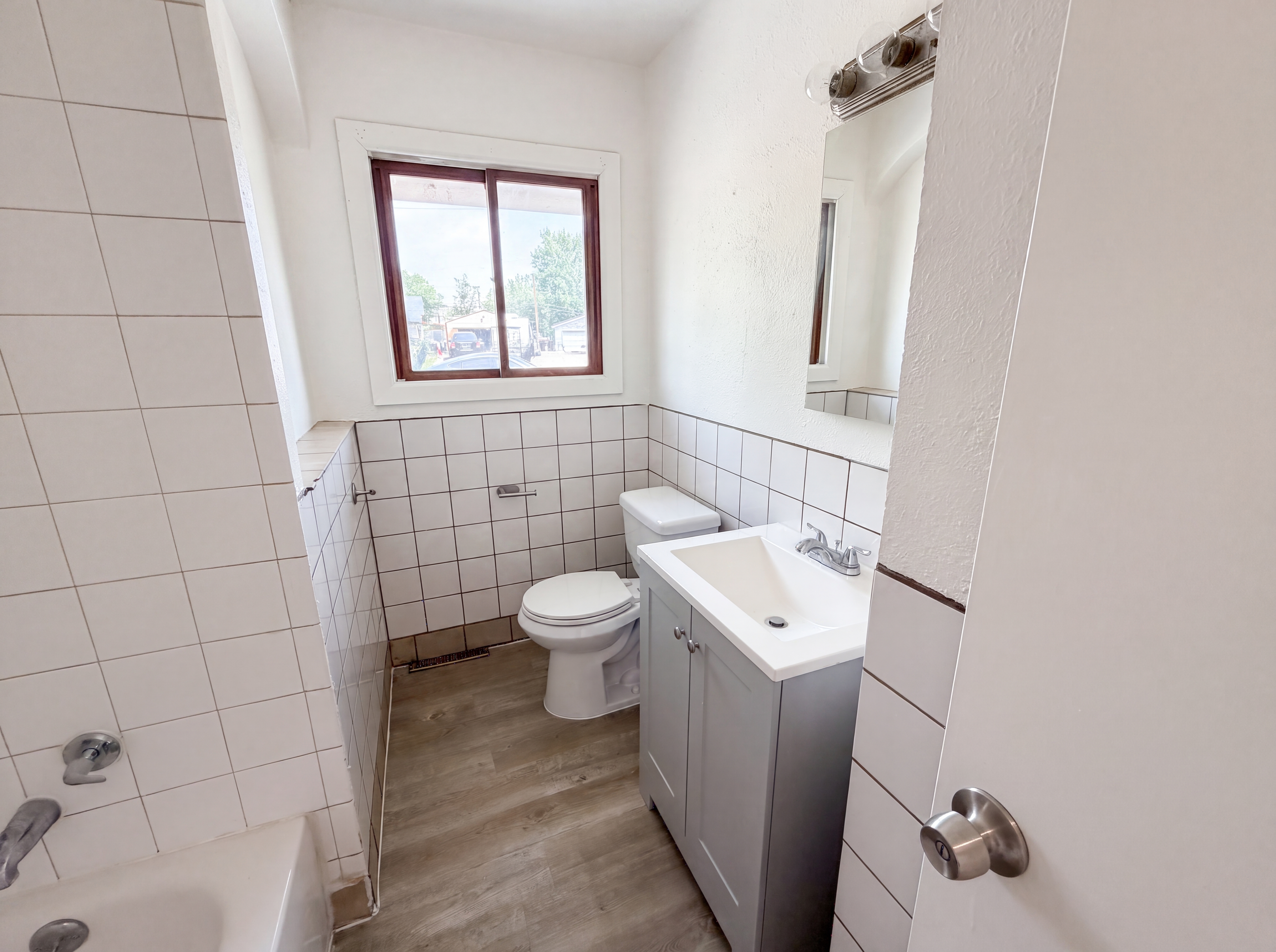 Photo 10 of 23 of 9190 Cypress Dr, Thornton, CO