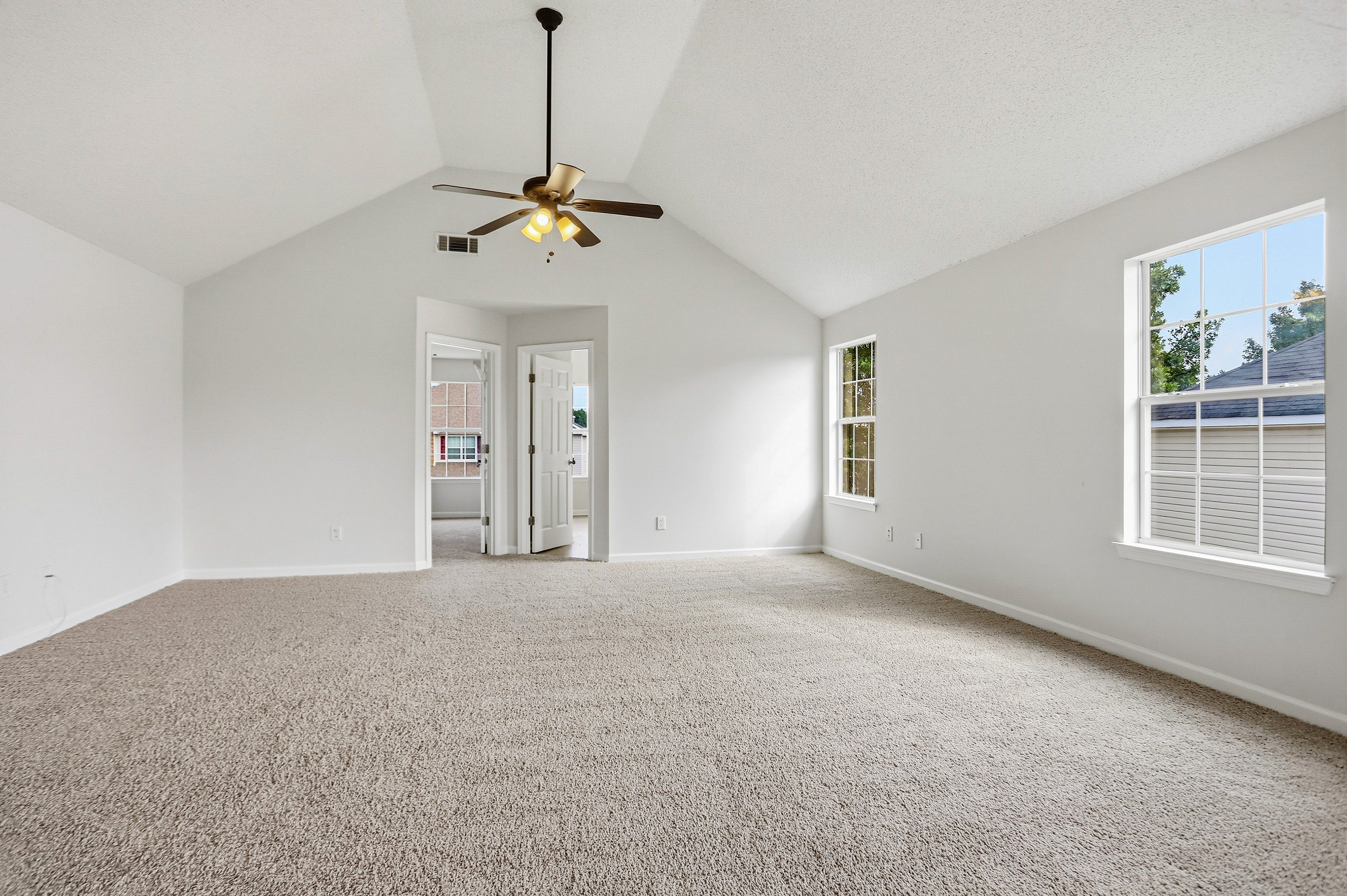 Photo 17 of 42 of 235 Hillside Oak Ln, Covington, GA