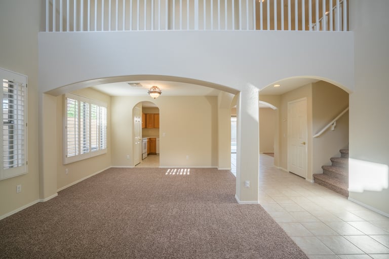 Photo 4 of 35 - 15926 W Monte Cristo Ave, Surprise, AZ 85374