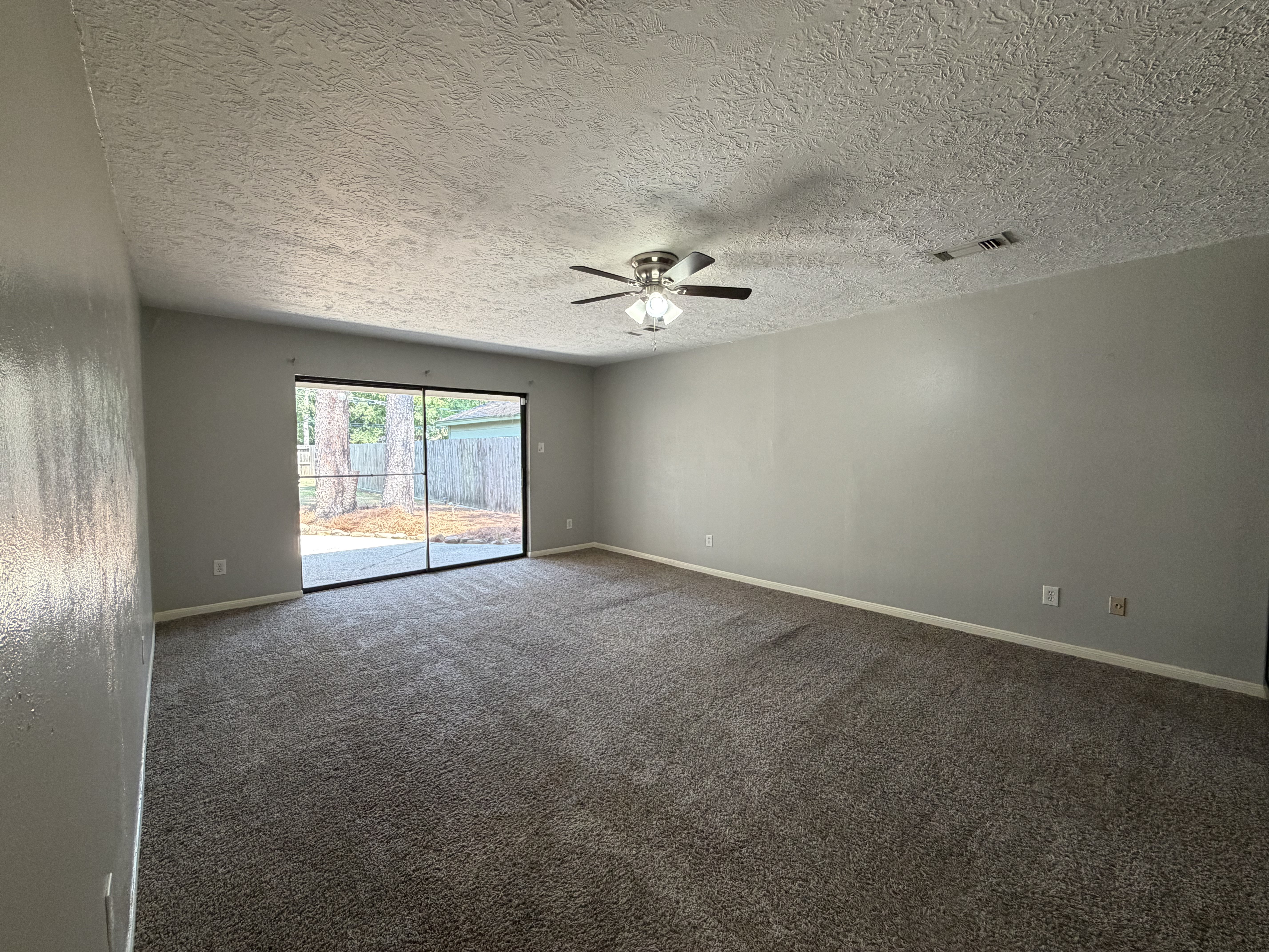 Photo 10 of 25 of 17810 Asphodel Ln, Spring, TX