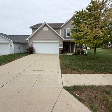 Property photo 1 of 12634 Old Pond Rd