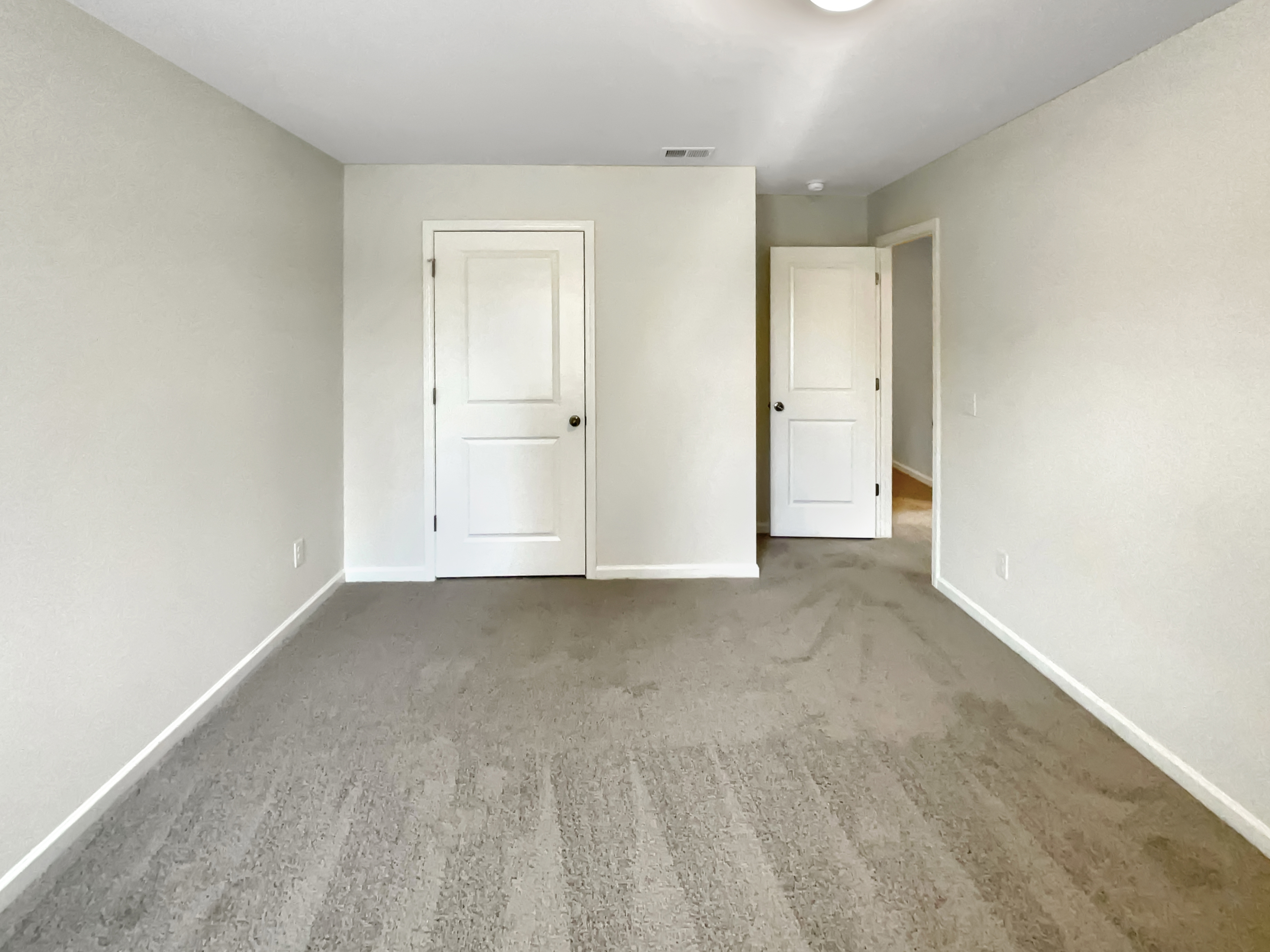 Photo 17 of 24 of 4023 Aster Point Ct, Pfafftown, NC