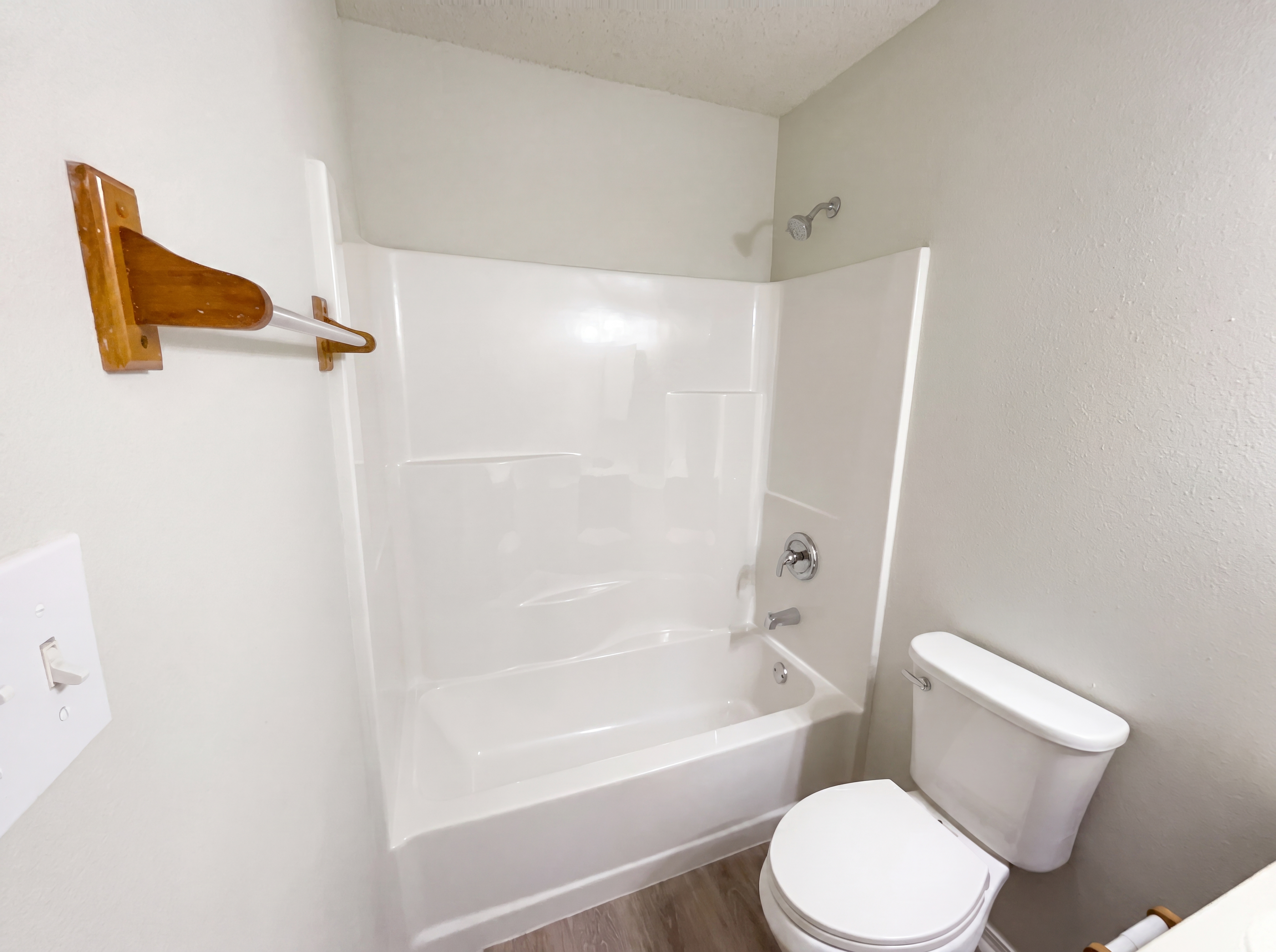 Photo 16 of 20 of 2830 Fisher Field Dr, San Antonio, TX