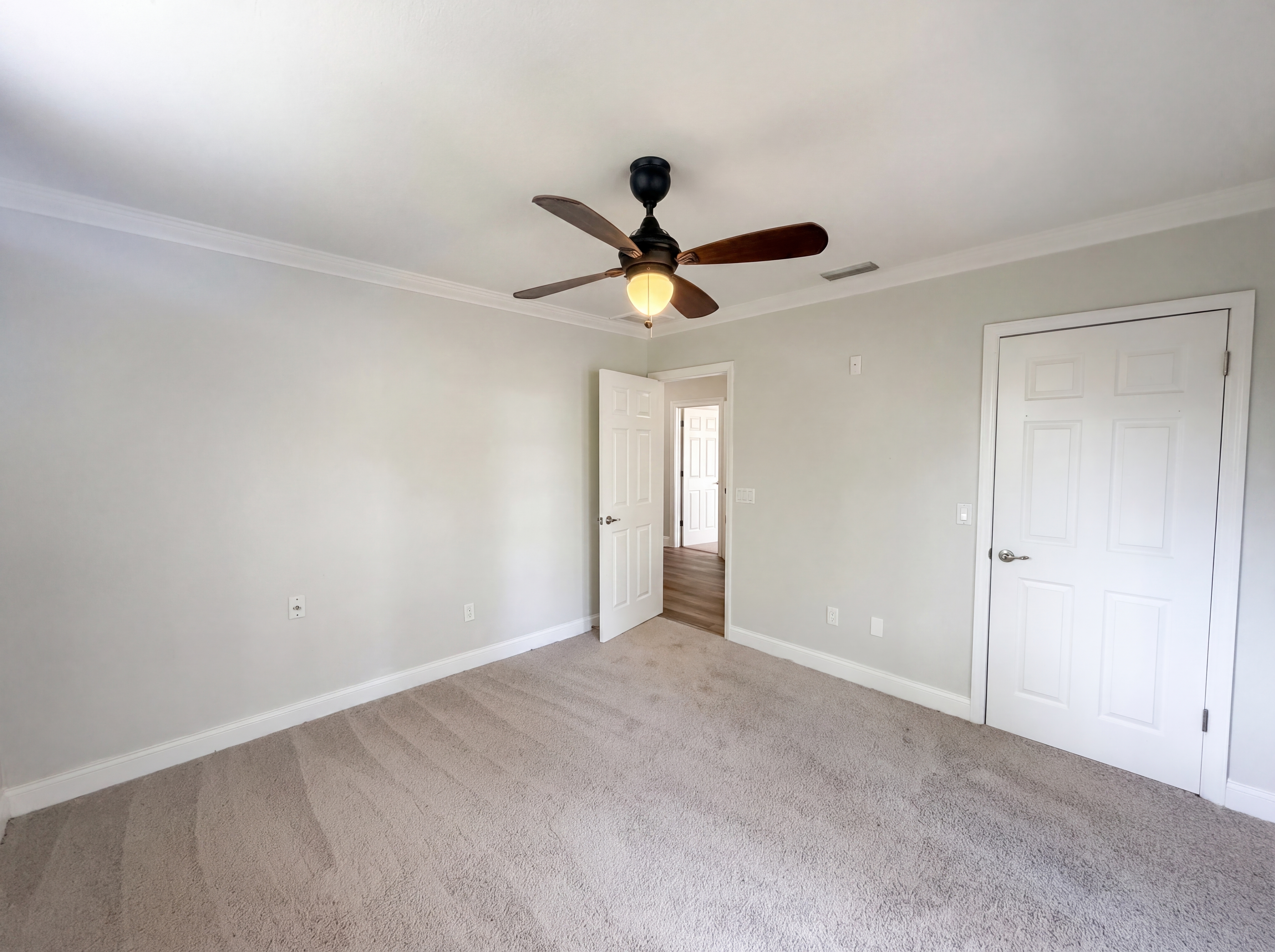 Photo 20 of 50 of 5609 Executive Dr, New Port Richey, FL