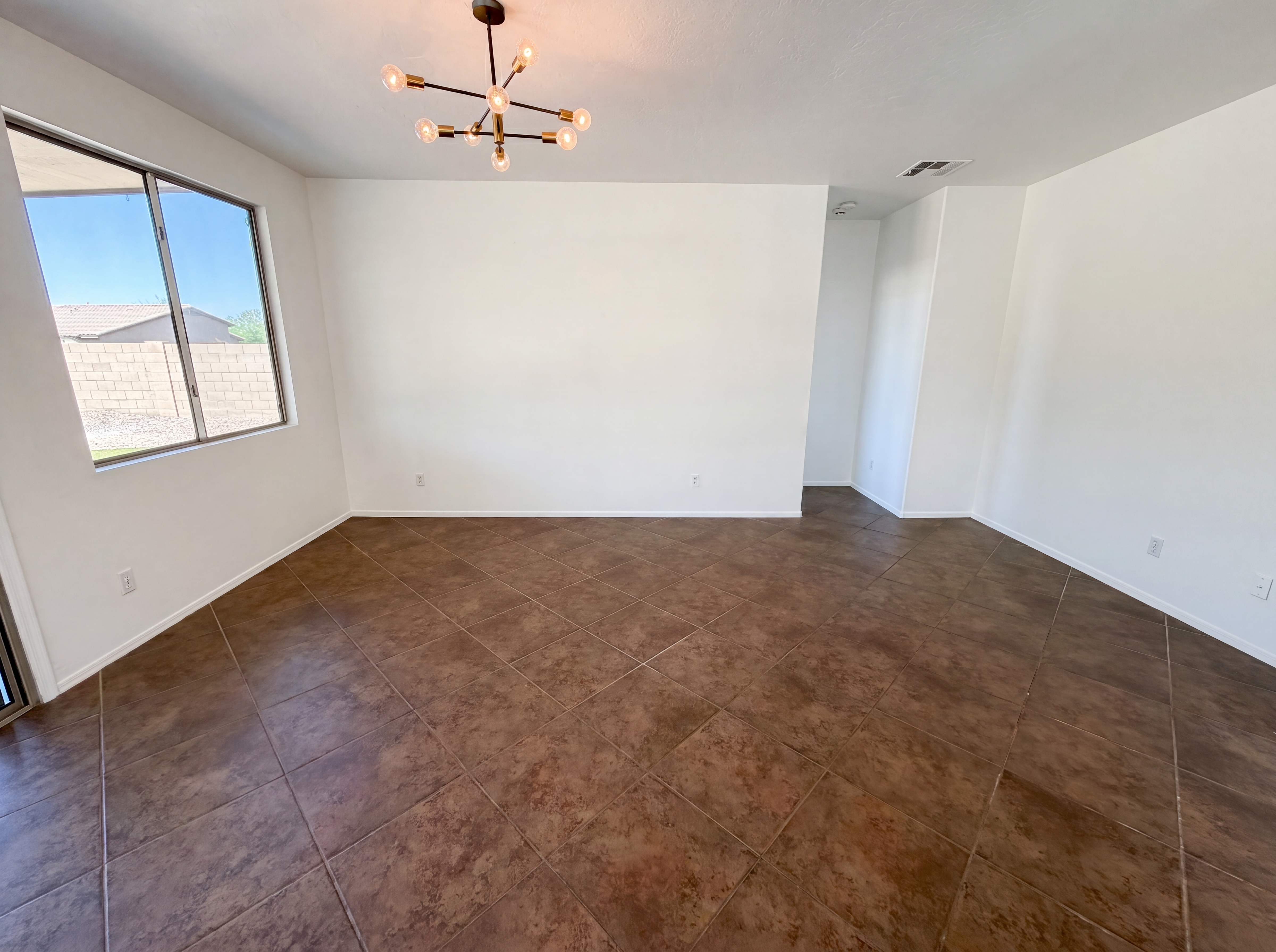 Photo 10 of 32 of 17529 W East Wind Ave, Goodyear, AZ