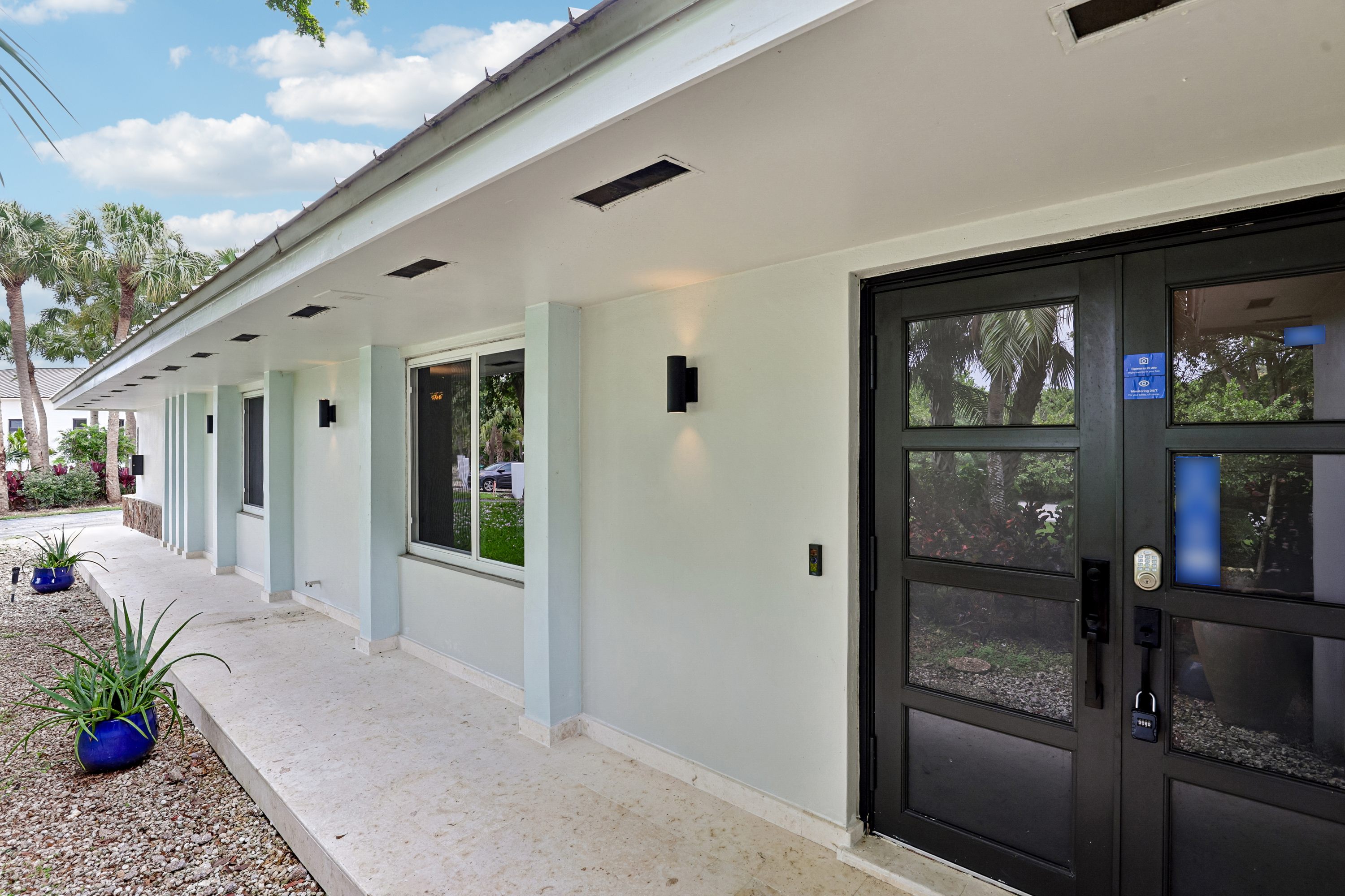 Photo 10 of 48 of 14851 SW 69th Ct, Palmetto Bay, FL