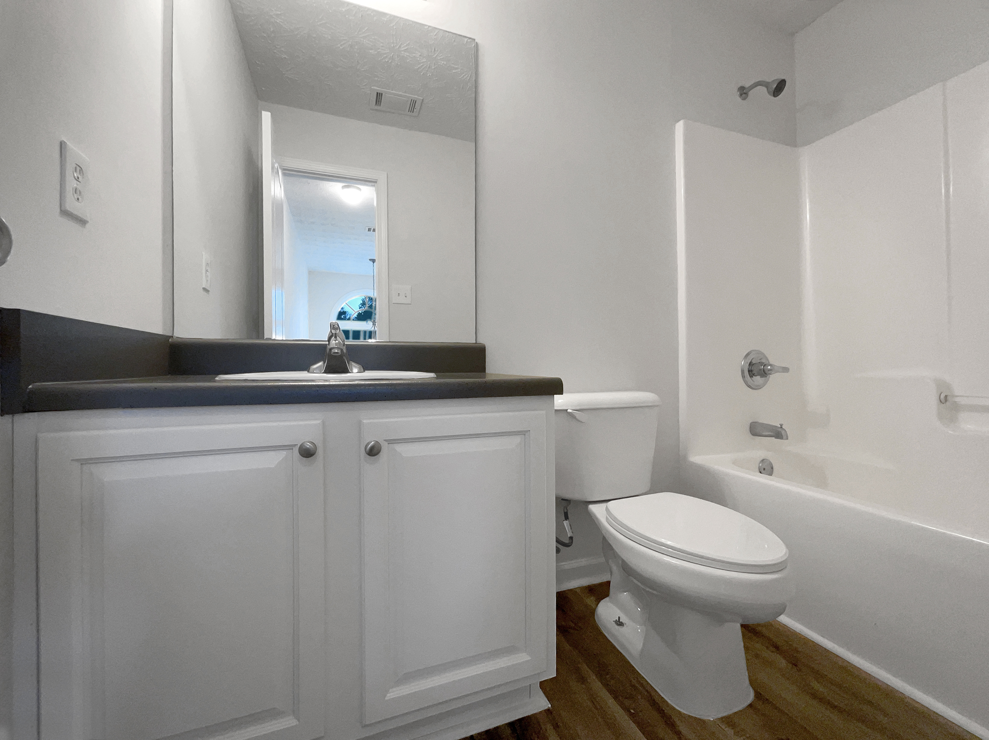 Photo 10 of 26 of 280 Hoglen Dr, Covington, GA