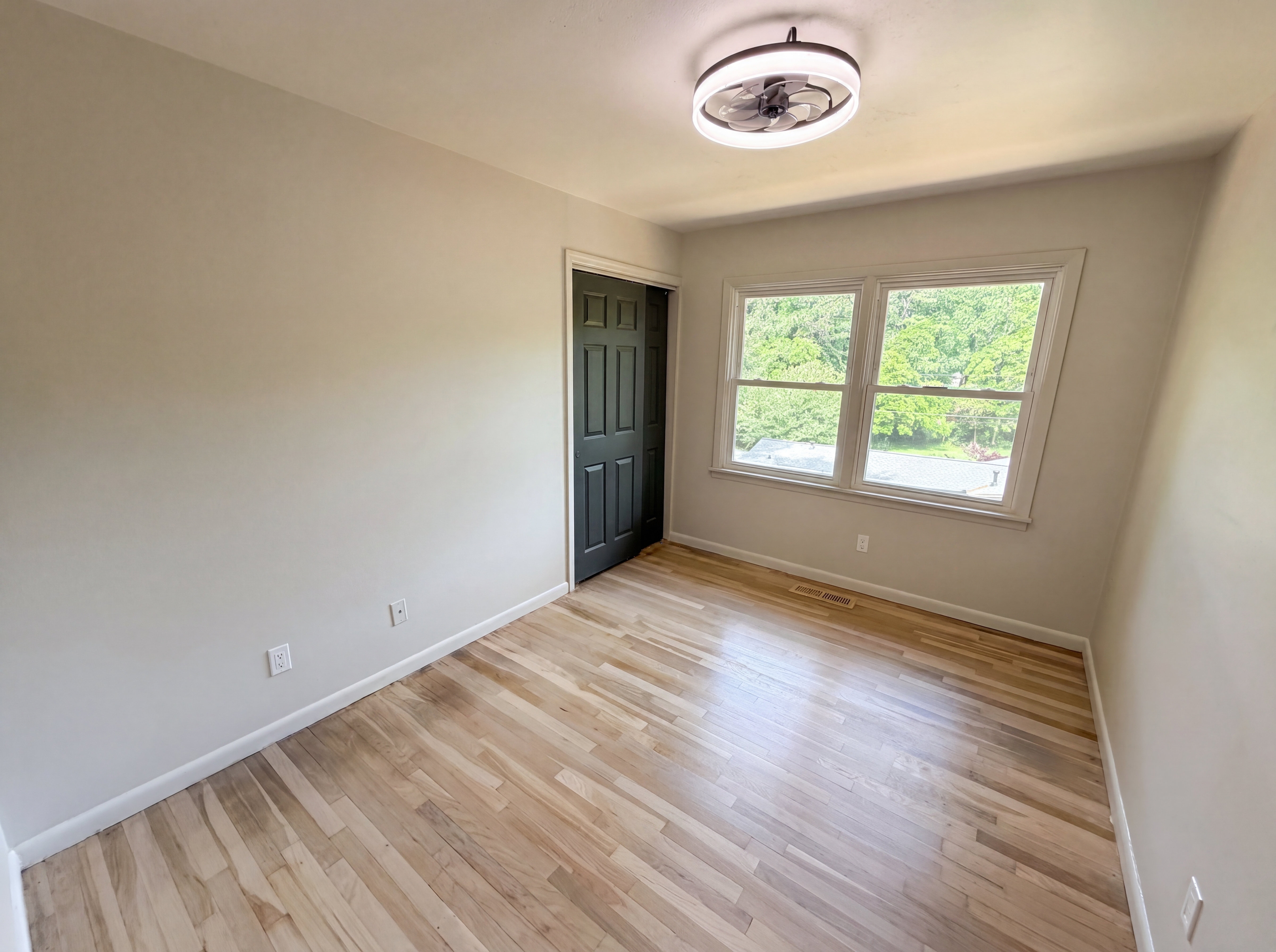 Photo 16 of 30 of 3807 Greenhill Dr, Atlanta, GA