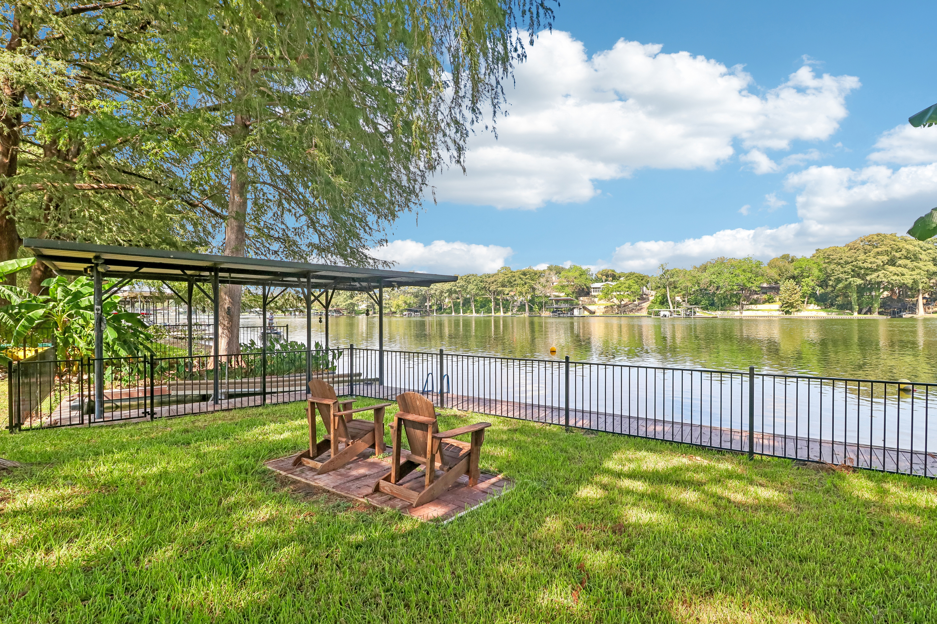 Photo 24 of 47 of 1321 E Zipp Rd, New Braunfels, TX