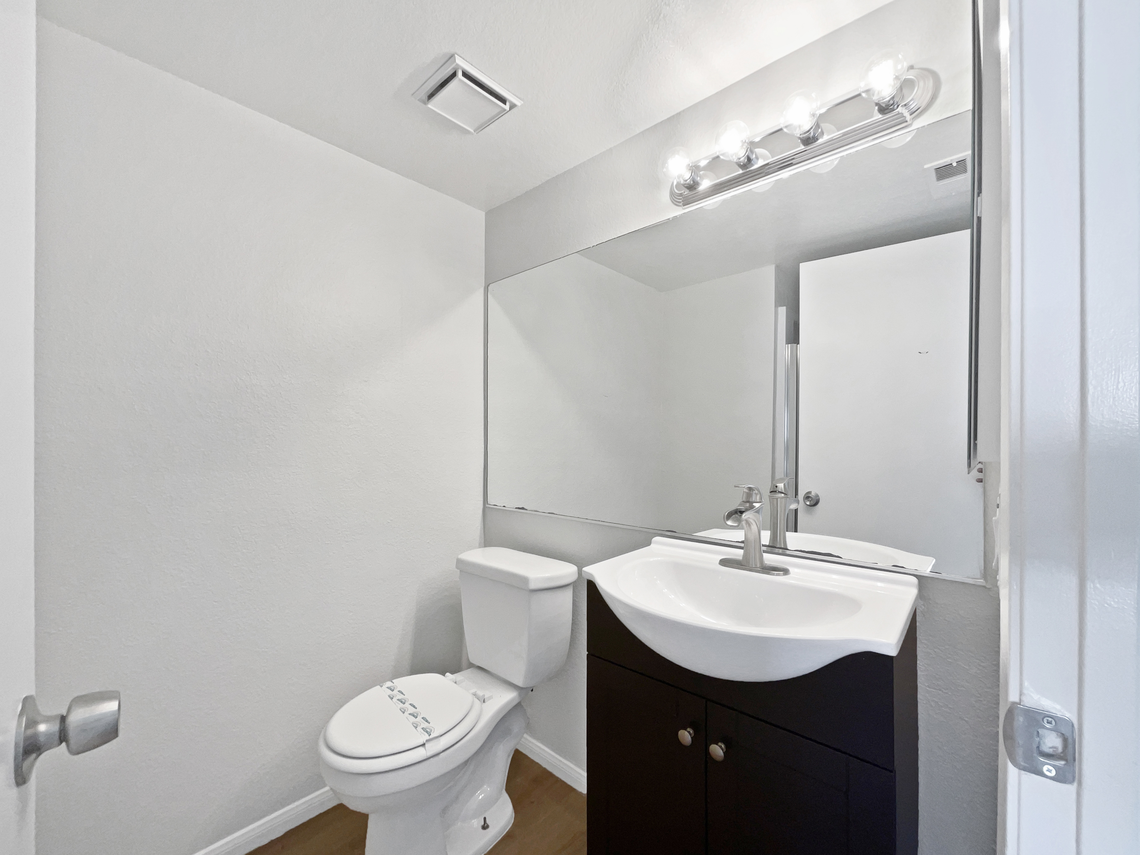 Photo 14 of 23 of 29923 Corte Cruzada, Menifee, CA