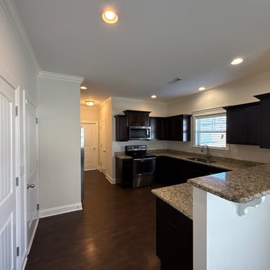 Property photo 2 of 576 Green Ln