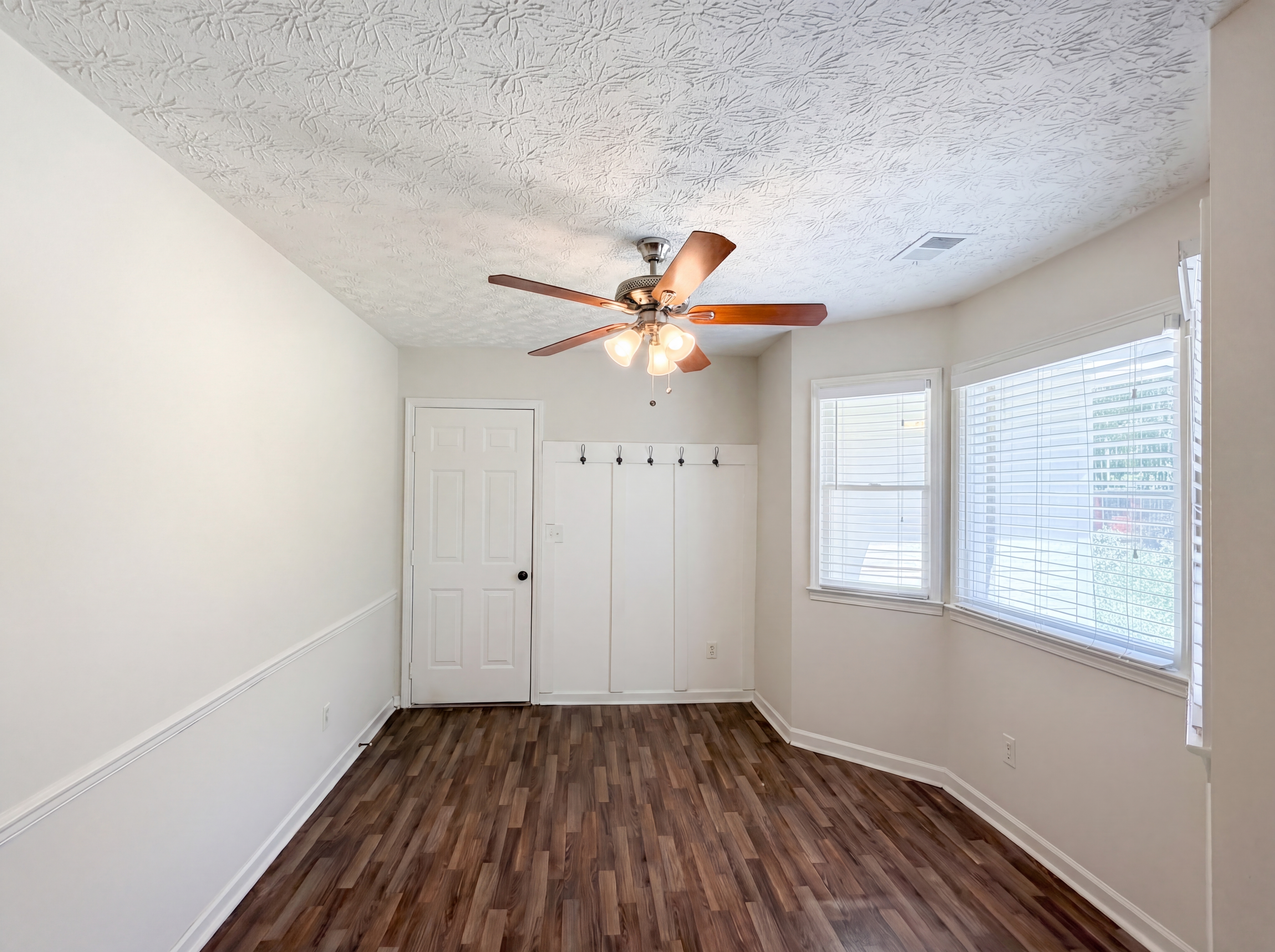 Photo 9 of 22 of 213 Carl Parker Rd, Hampton, GA
