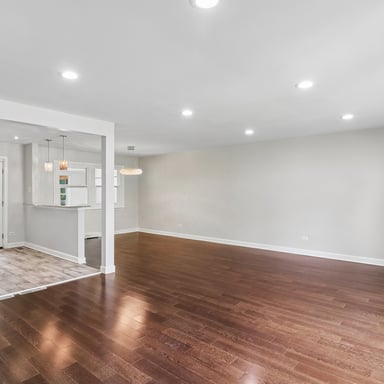 Property photo 3 of 840 W Arquilla Dr