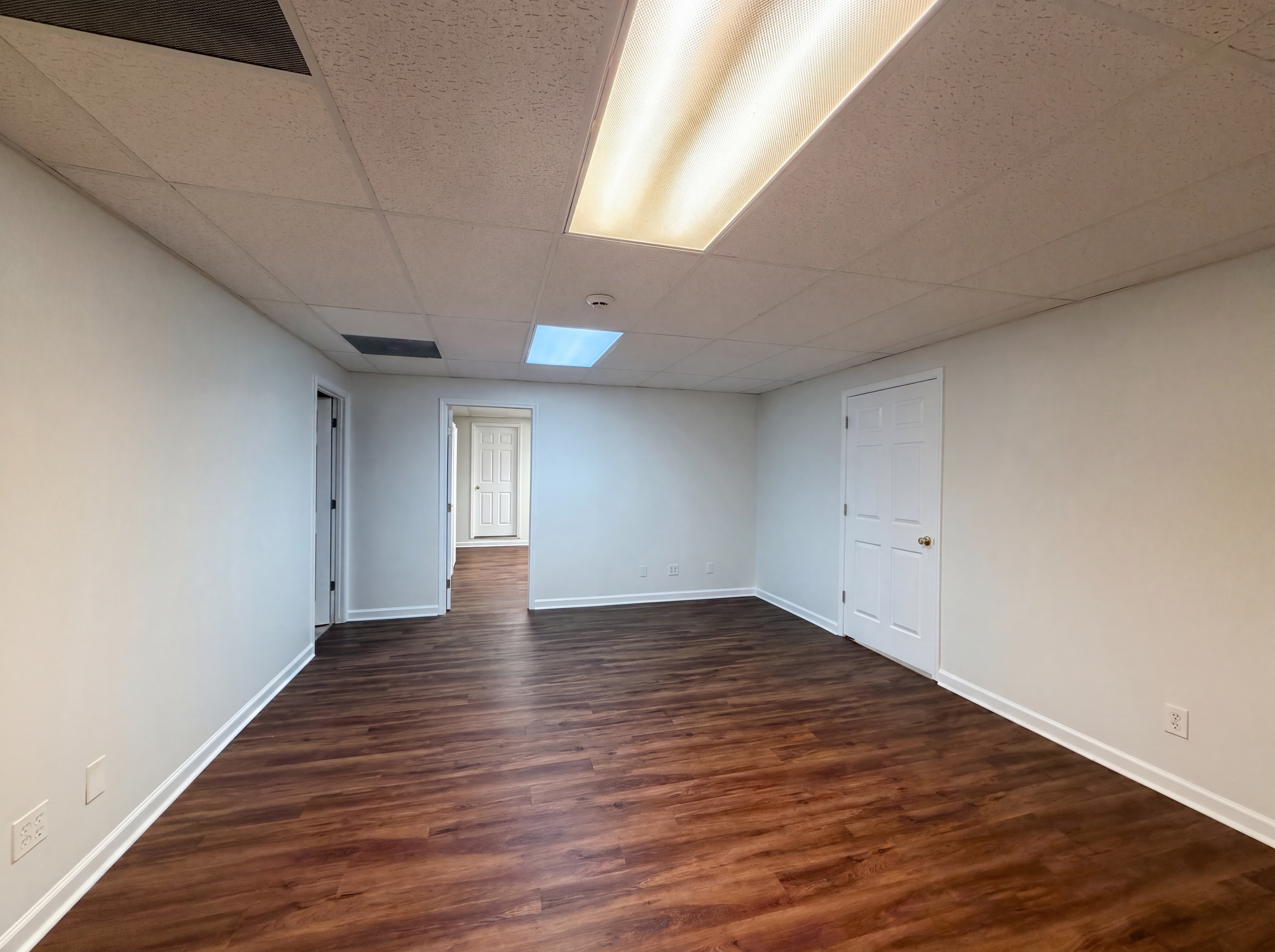 Photo 19 of 30 of 2298 Camden Dr SW, Marietta, GA