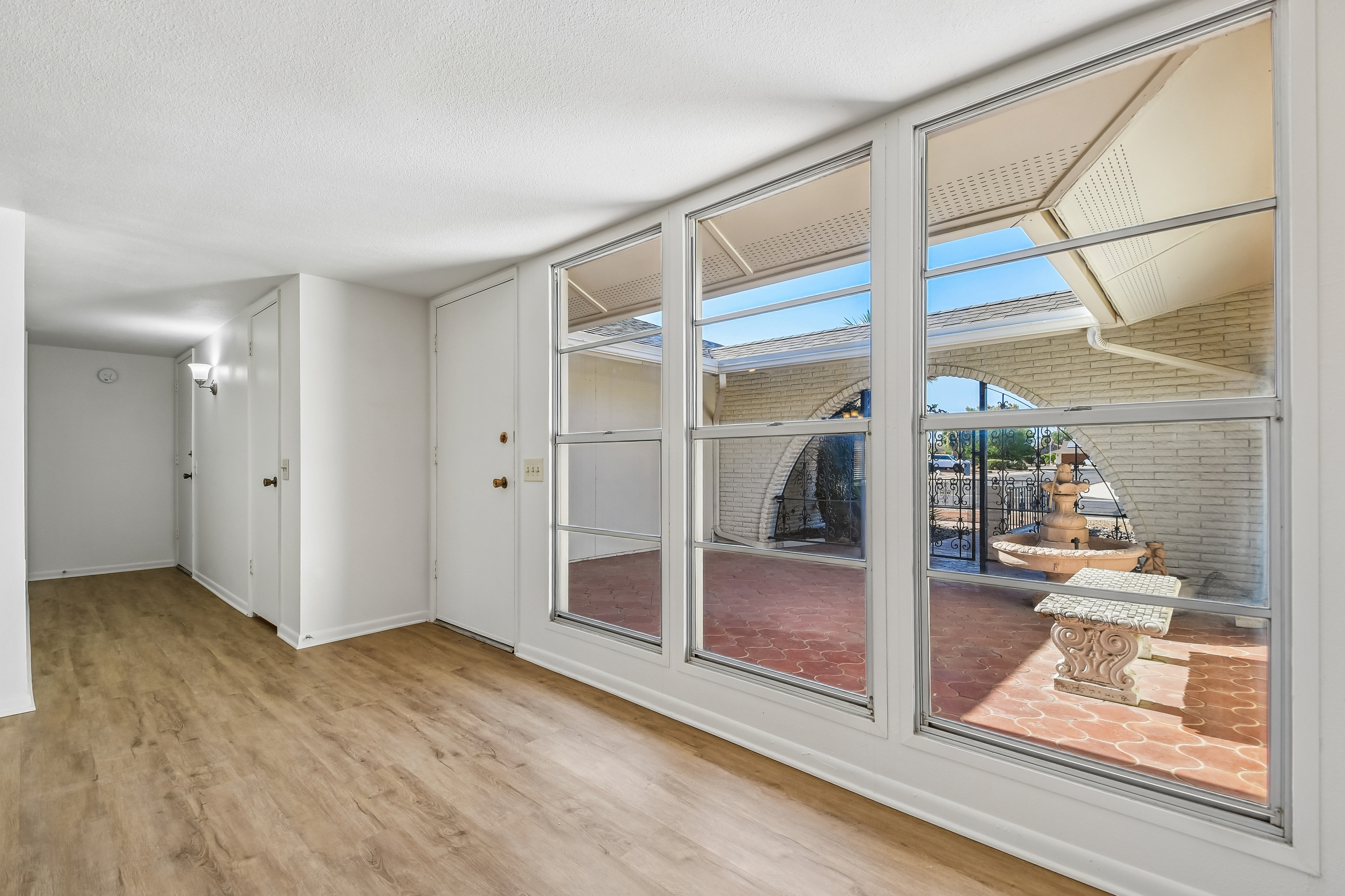 Photo 10 of 25 of 9703 W Spanish Moss Ln, Sun City, AZ