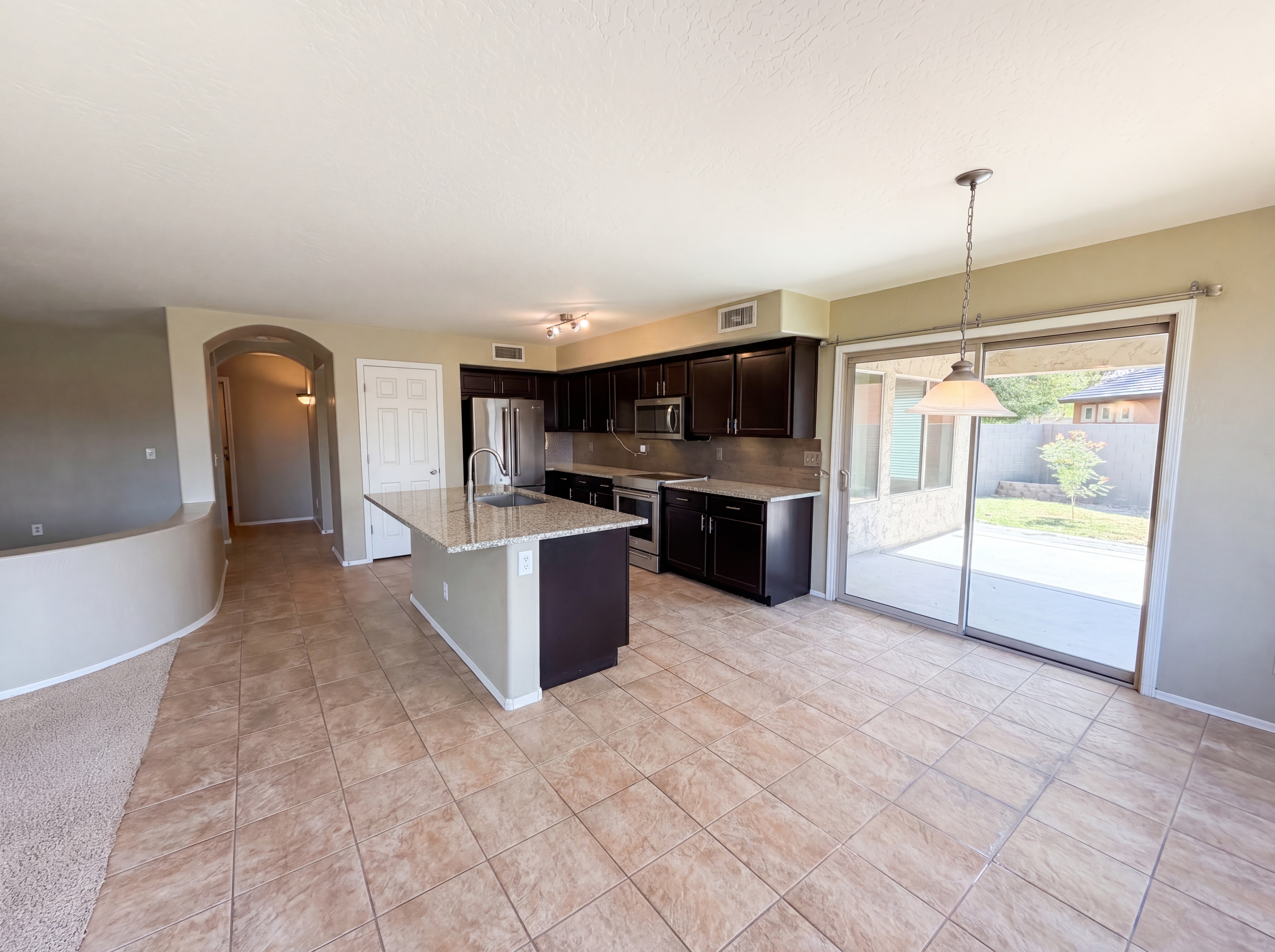 Photo 2 of 33 of 11397 W Lincoln St, Avondale, AZ