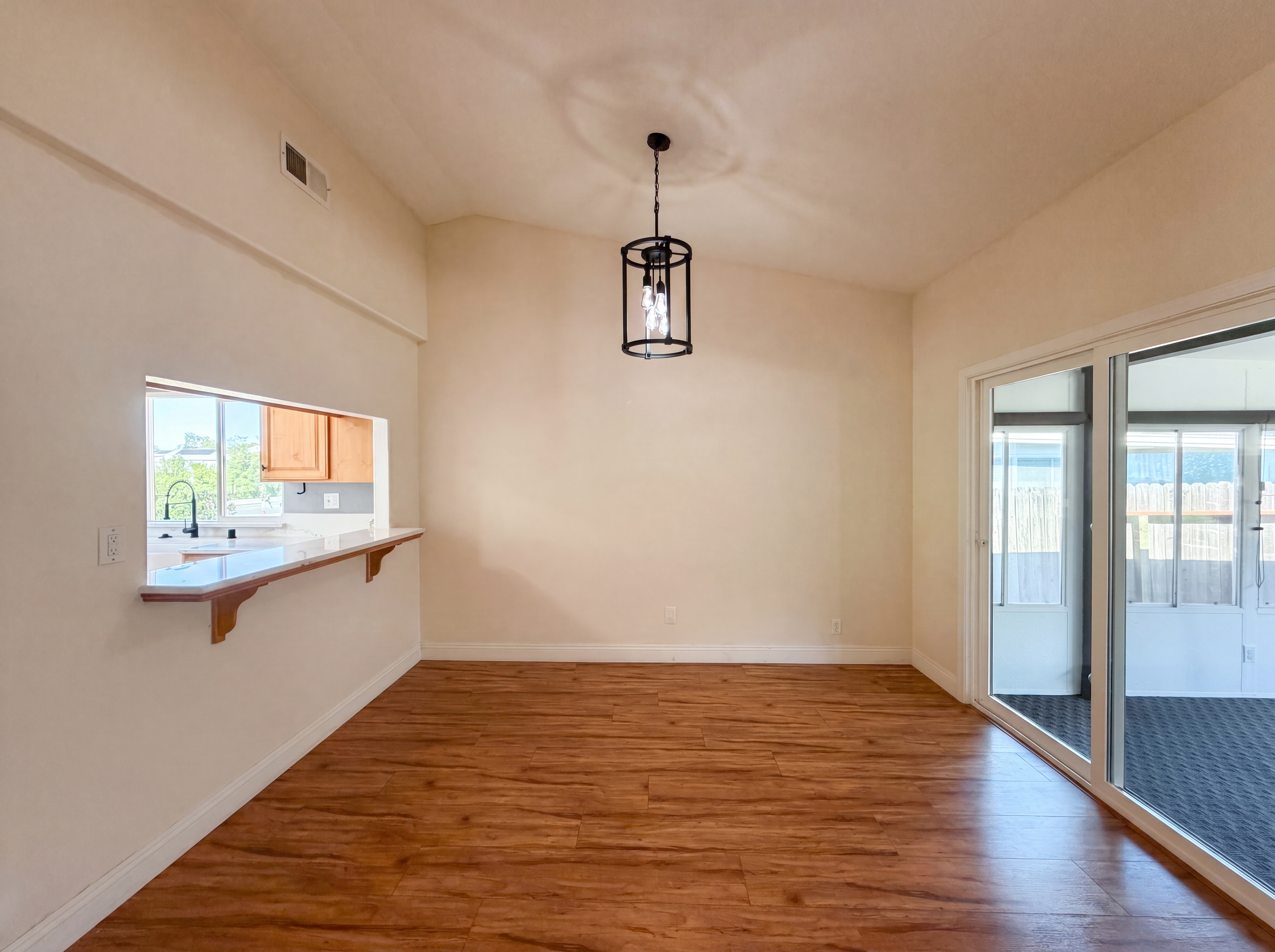 Photo 9 of 27 of 3740 Blackfoot Way, Antelope, CA