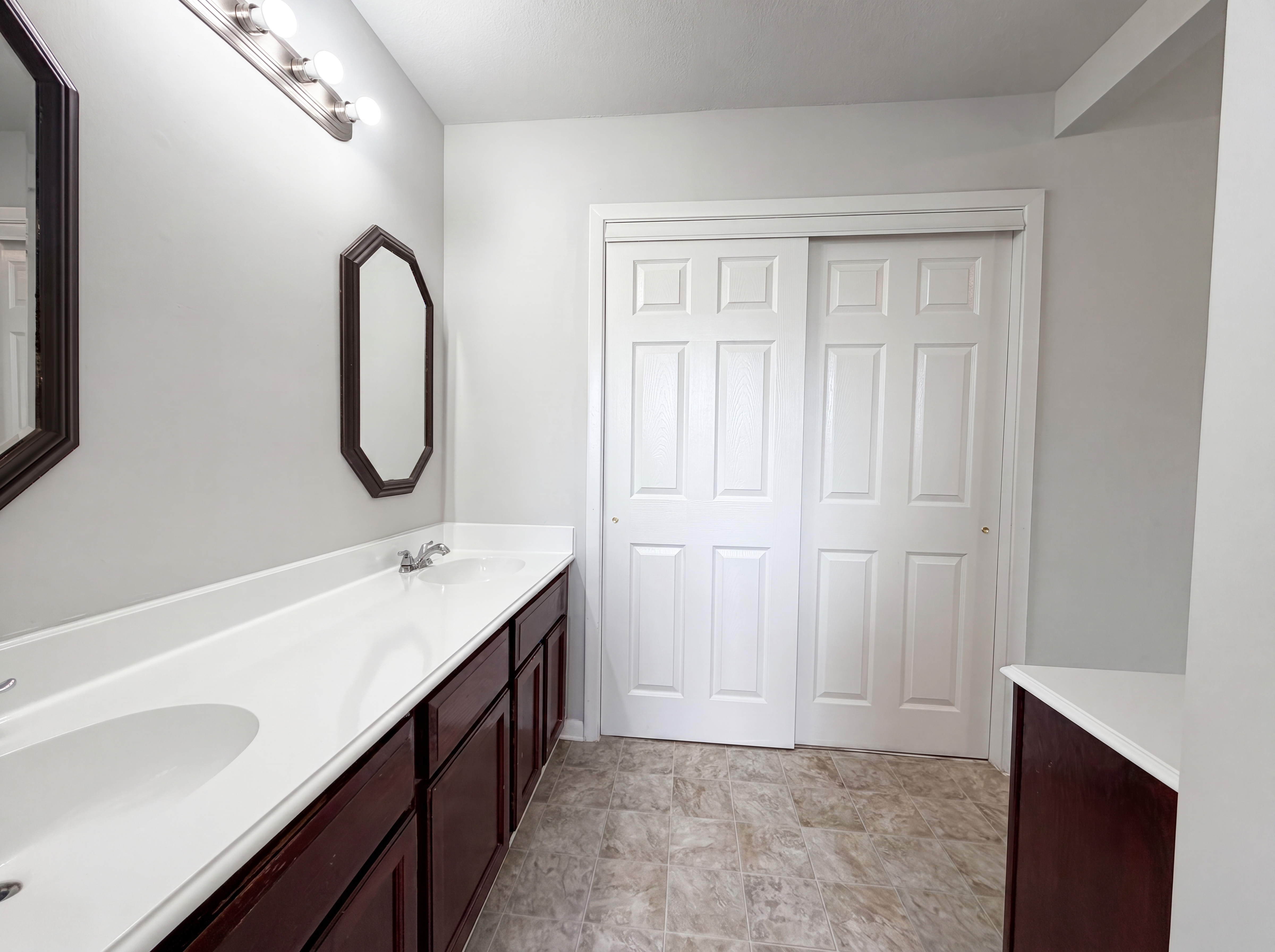 Photo 16 of 21 of 807 Mountain Meadows Dr, Katy, TX