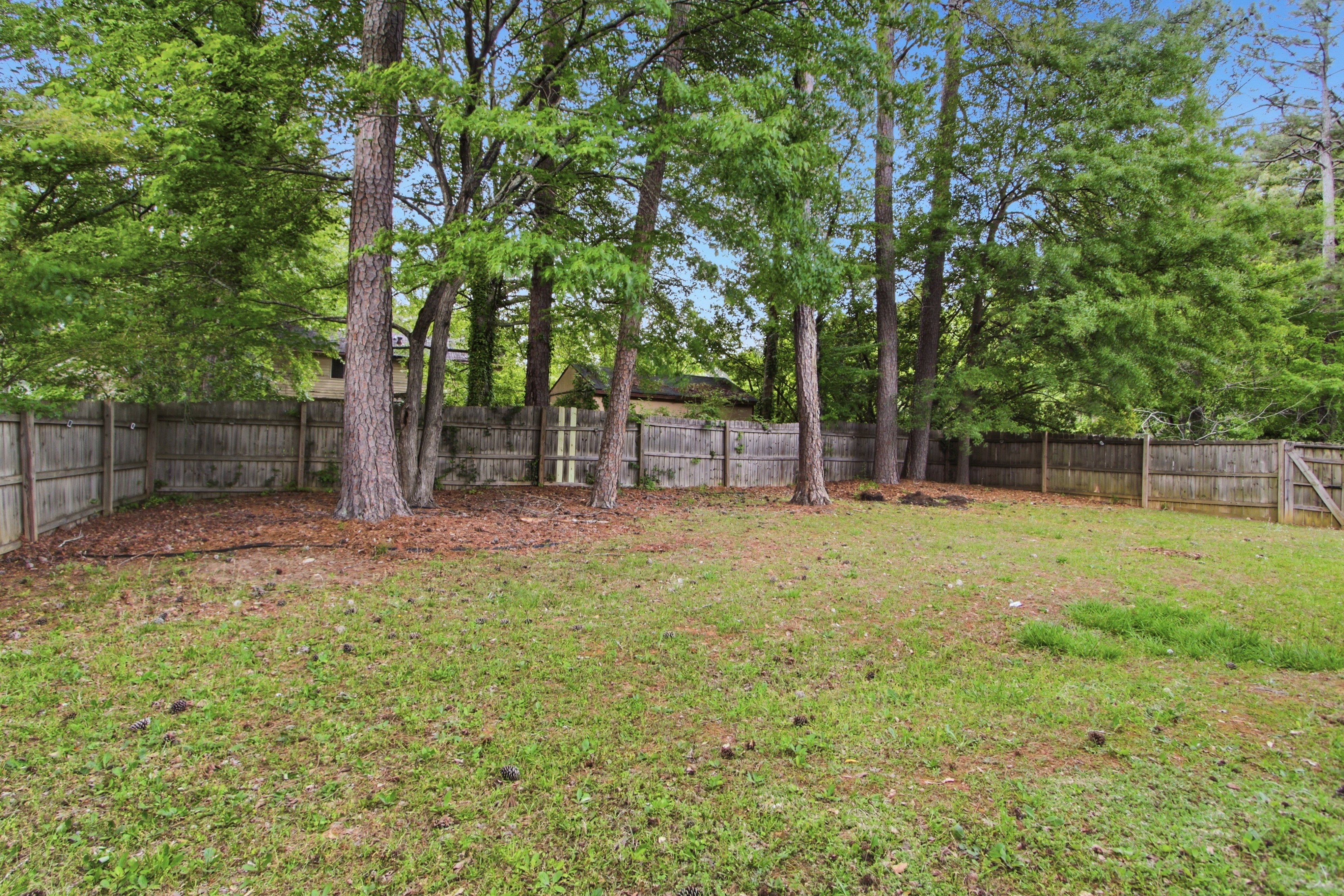 Photo 30 of 31 of 8132 Creekstone Ct, Riverdale, GA