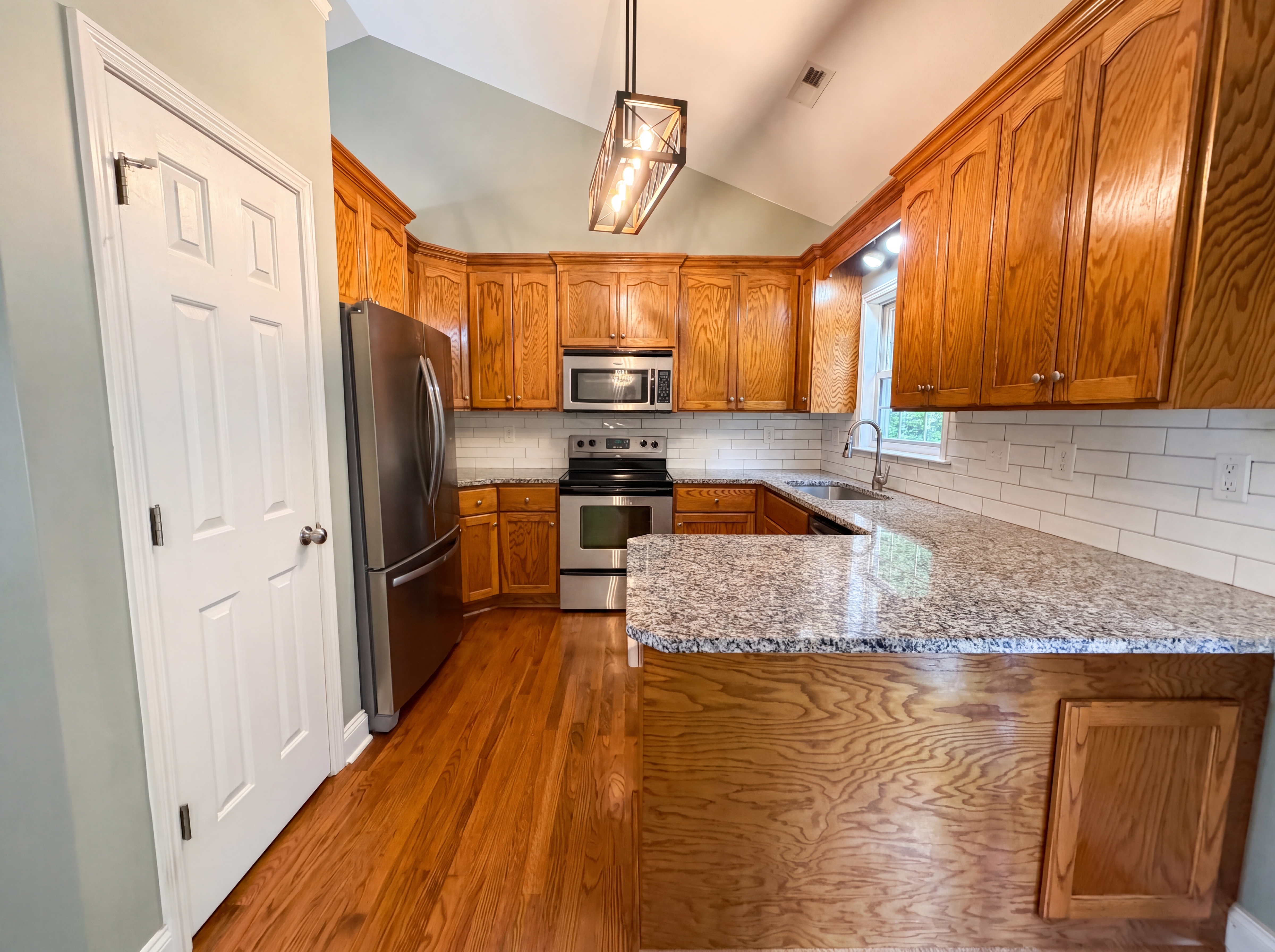 Photo 2 of 21 of 319 Beacon Hills Dr, Gastonia, NC