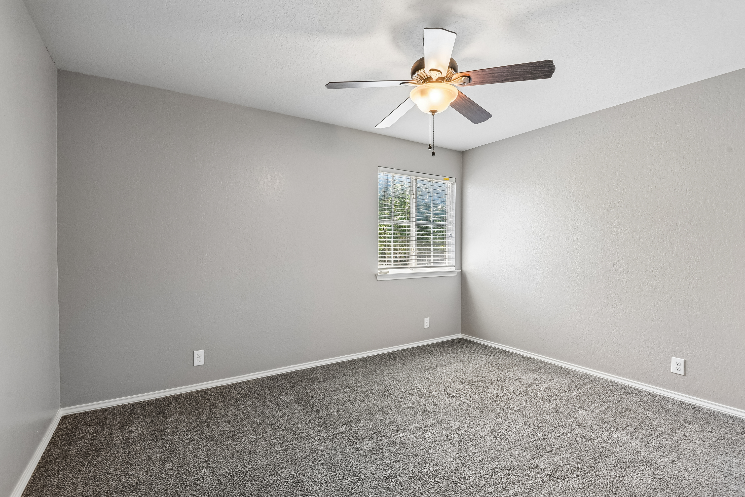 Photo 40 of 49 of 2535 Fayette Dr, New Braunfels, TX