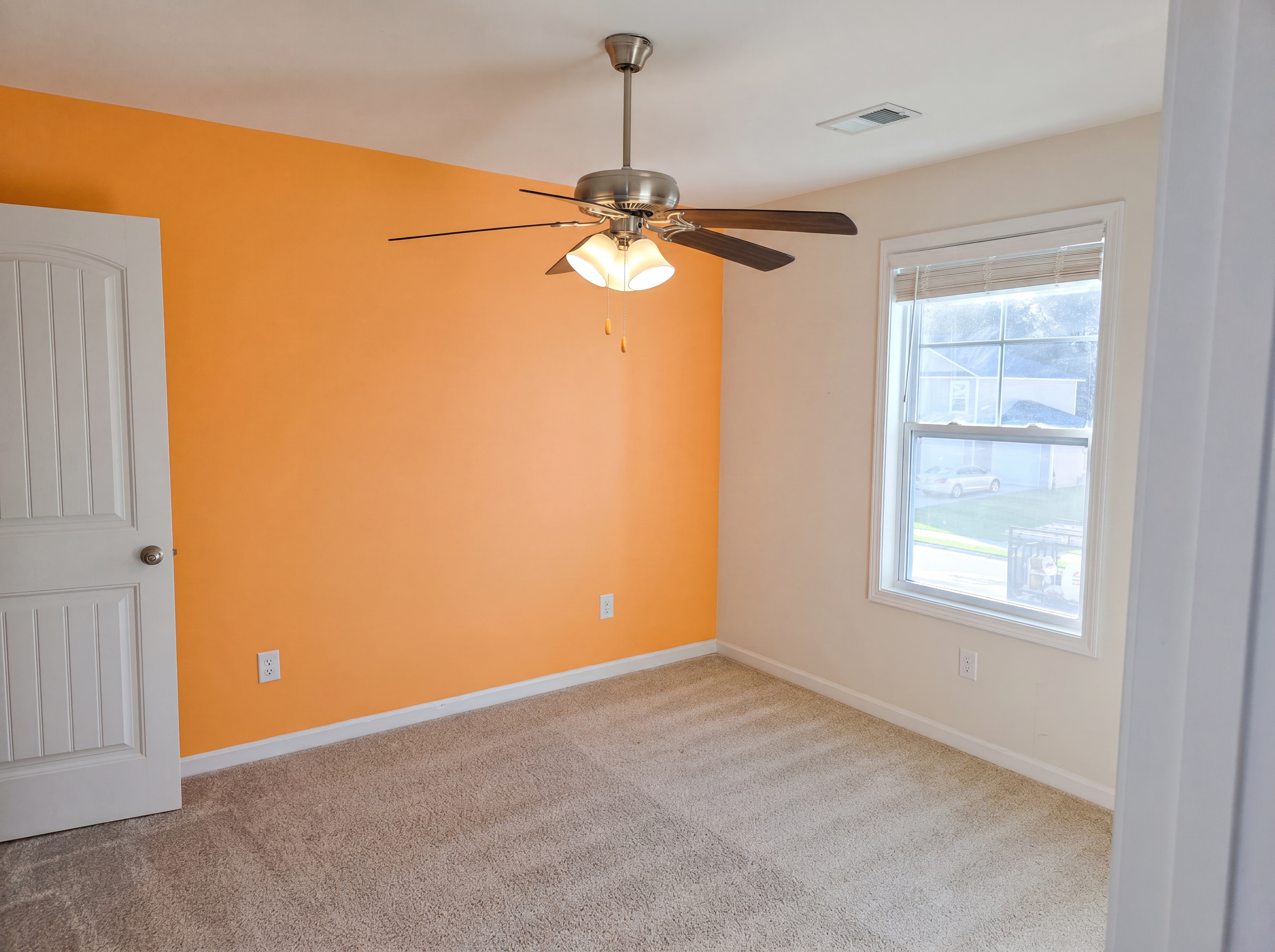 Photo 12 of 22 of 2050 Barnhart Dr, Sumter, SC
