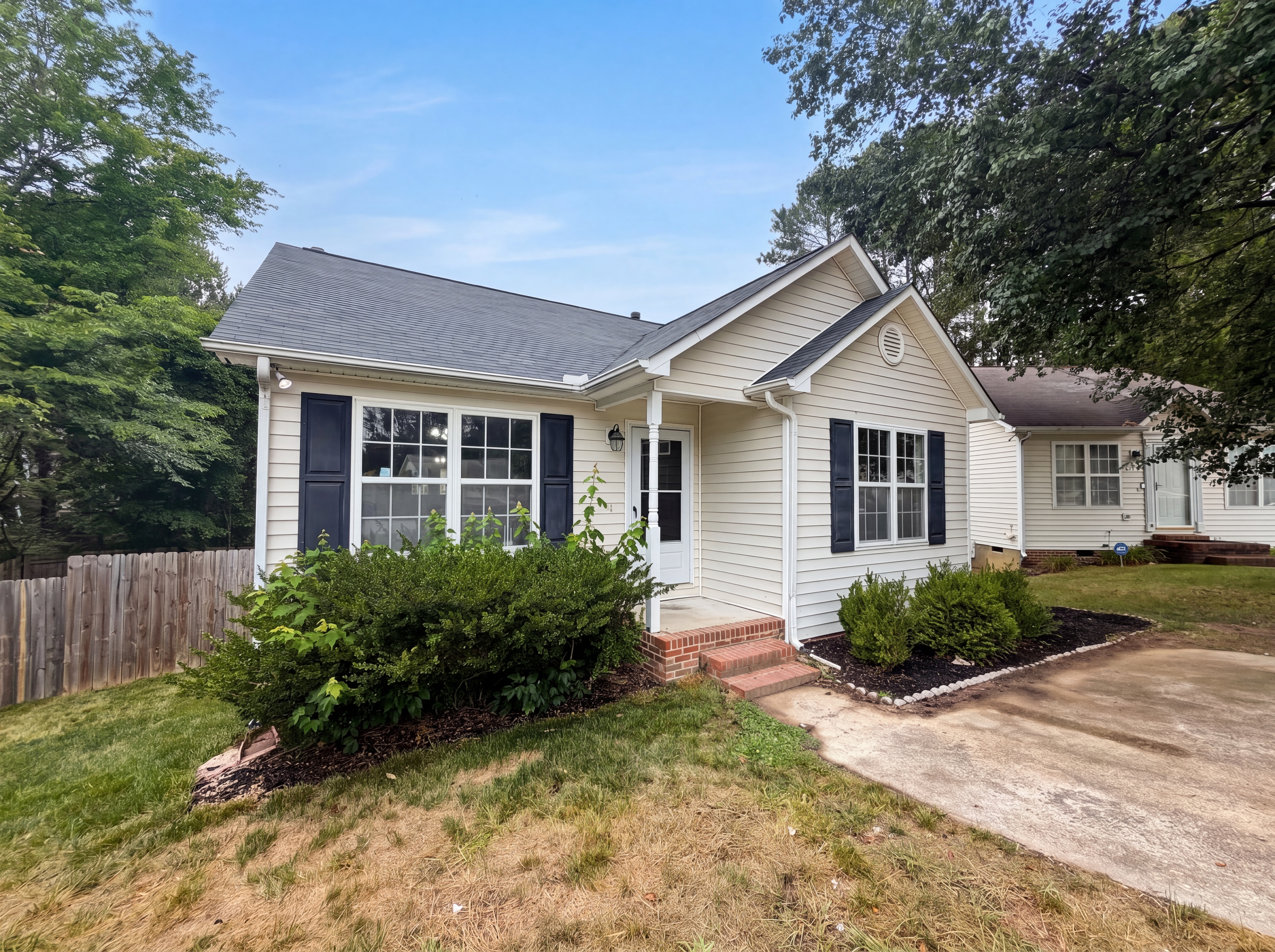 Photo 13 of 15 of 2100 Walnut Ridge Ct, Raleigh, NC