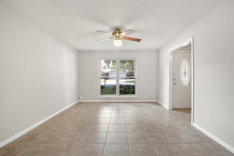 Photo 6 of 24 - 2145 Shady Grove Dr, Bedford, TX 76021