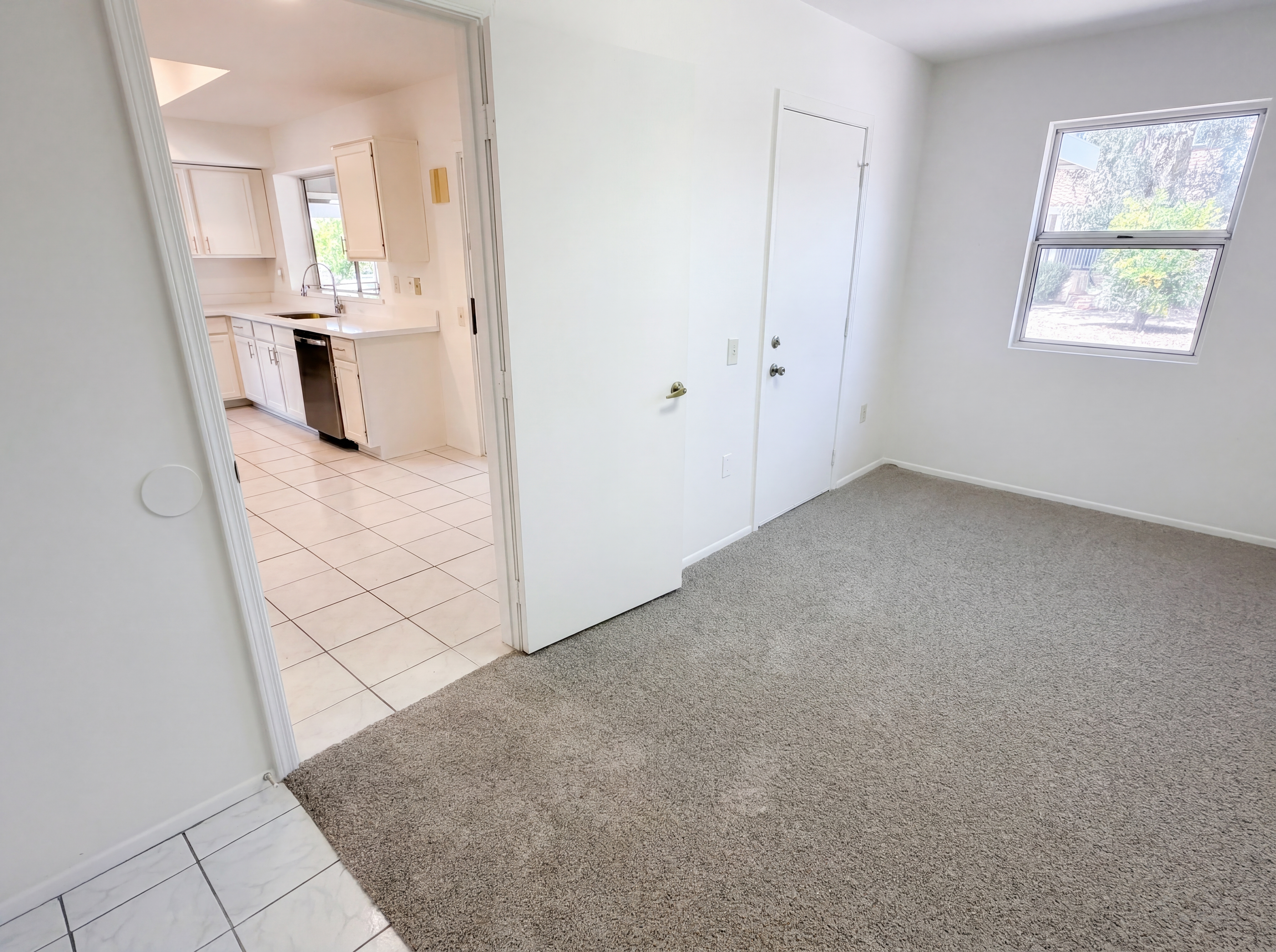 Photo 12 of 28 of 14624 W Blackwood Dr, Sun City West, AZ