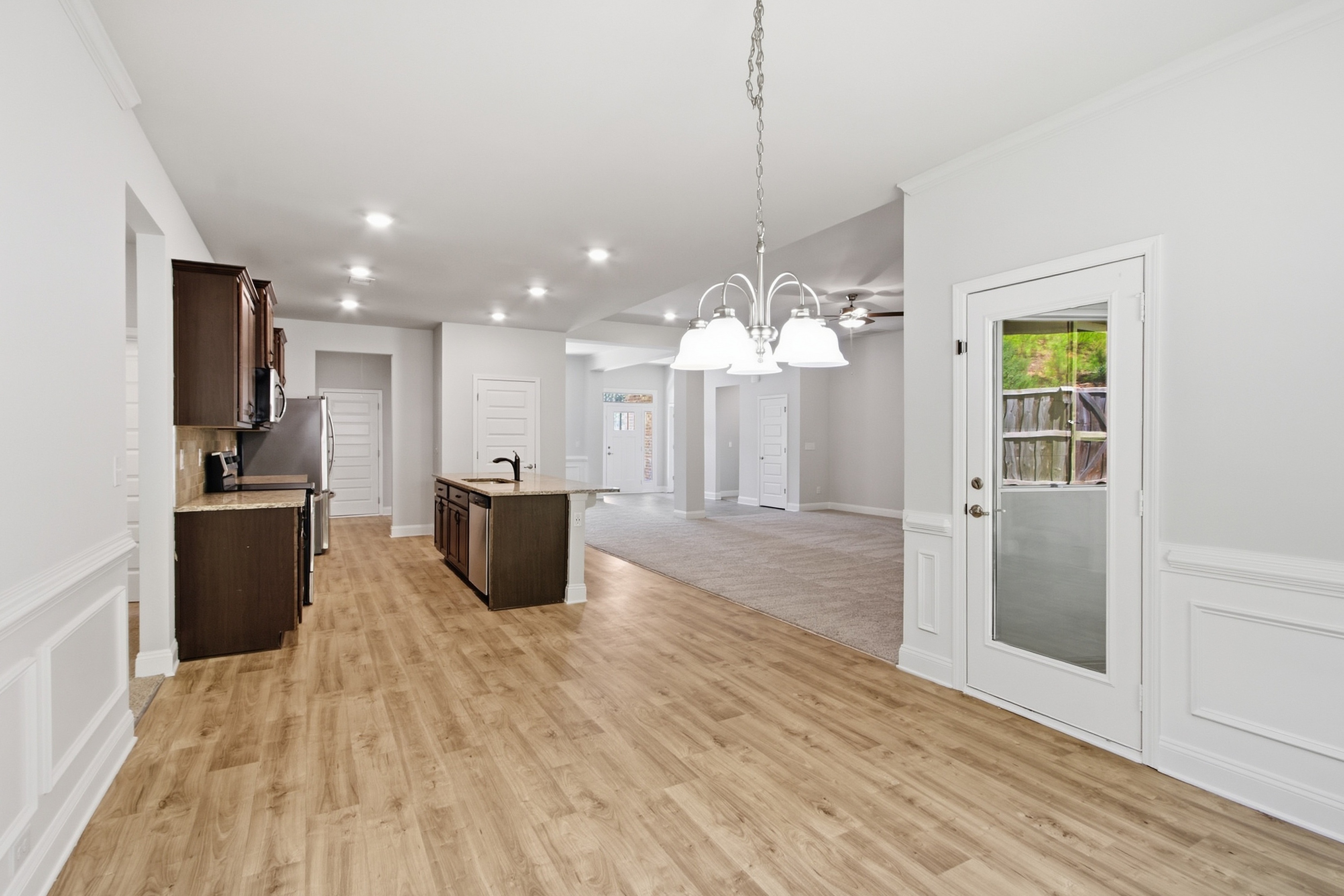 Photo 8 of 37 of 403 Bramlett Ridge Dr, Dallas, GA
