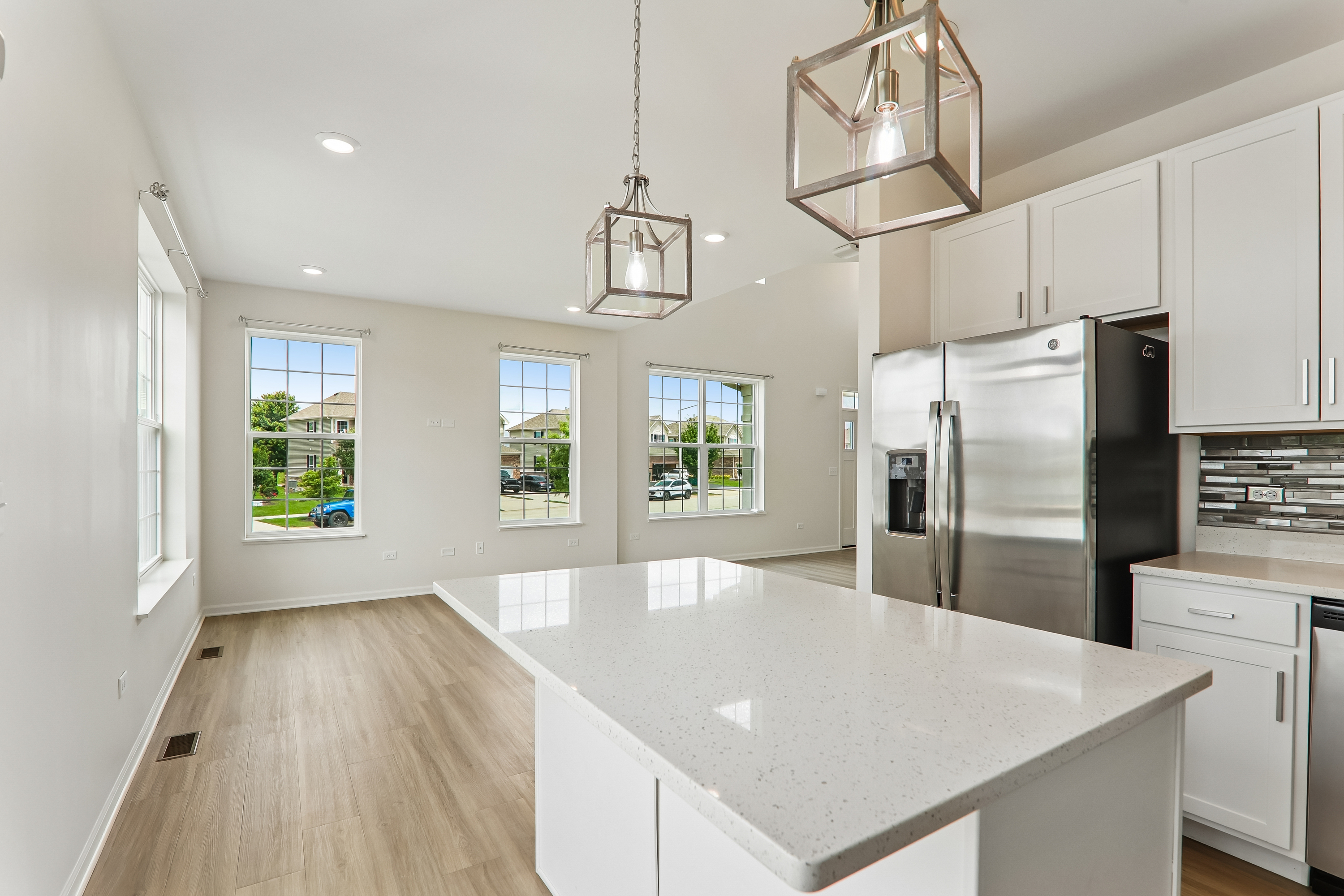 Photo 11 of 32 of 24722 S Dart Rd, Manhattan, IL