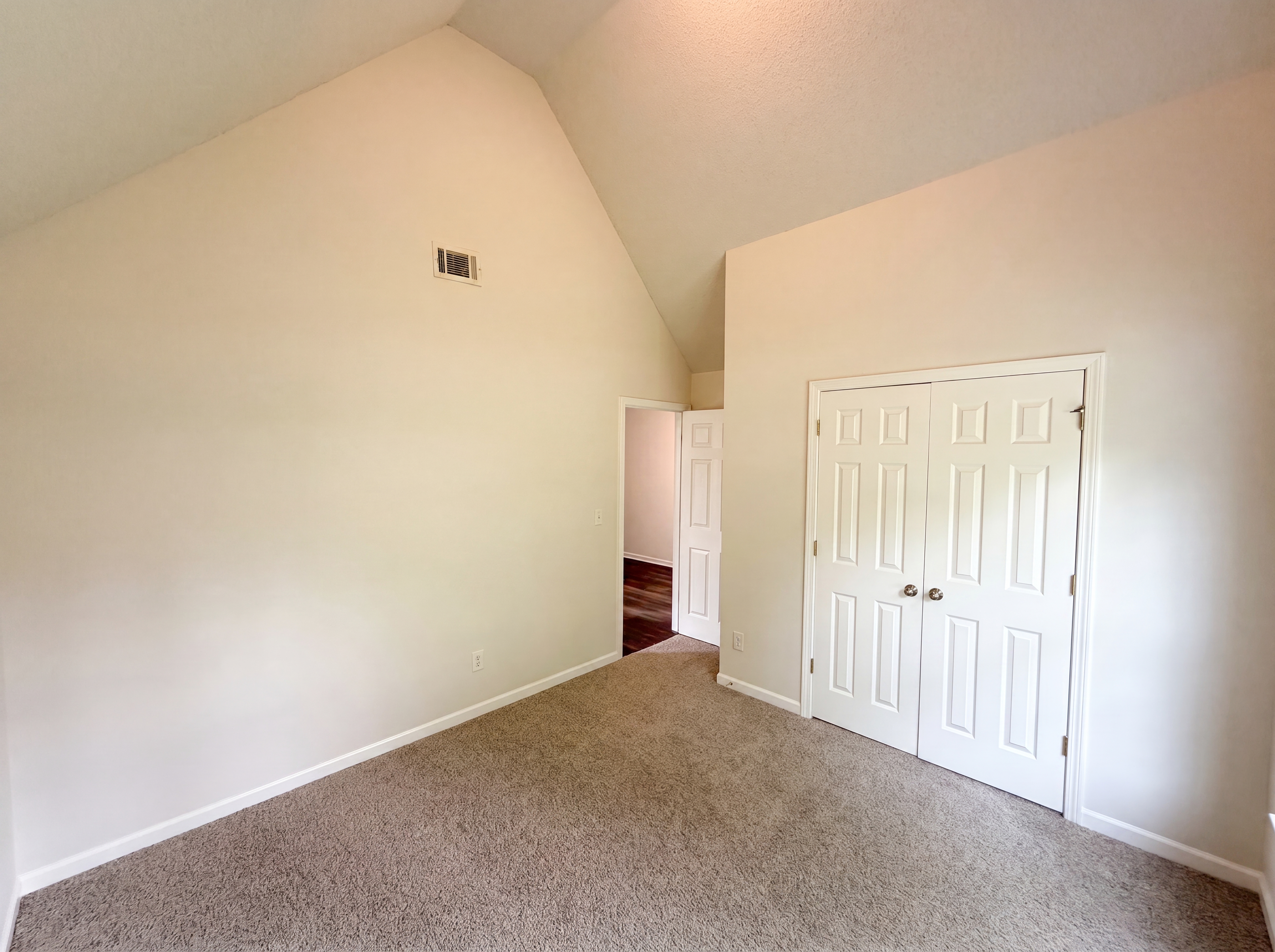 Photo 9 of 27 of 108 Legend Creek Dr, Canton, GA