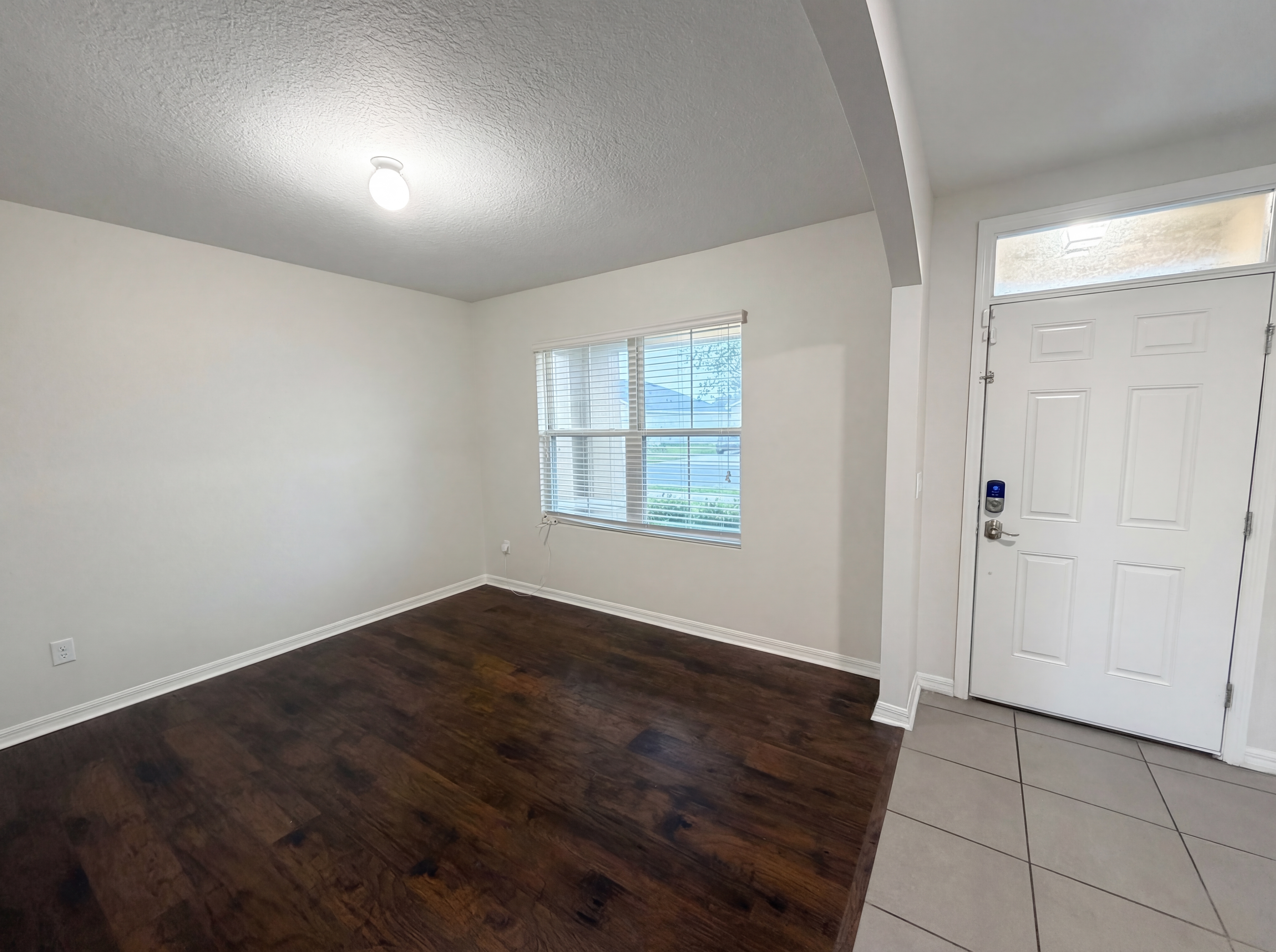 Photo 8 of 34 of 35687 Hillbrook Ave, Zephyrhills, FL
