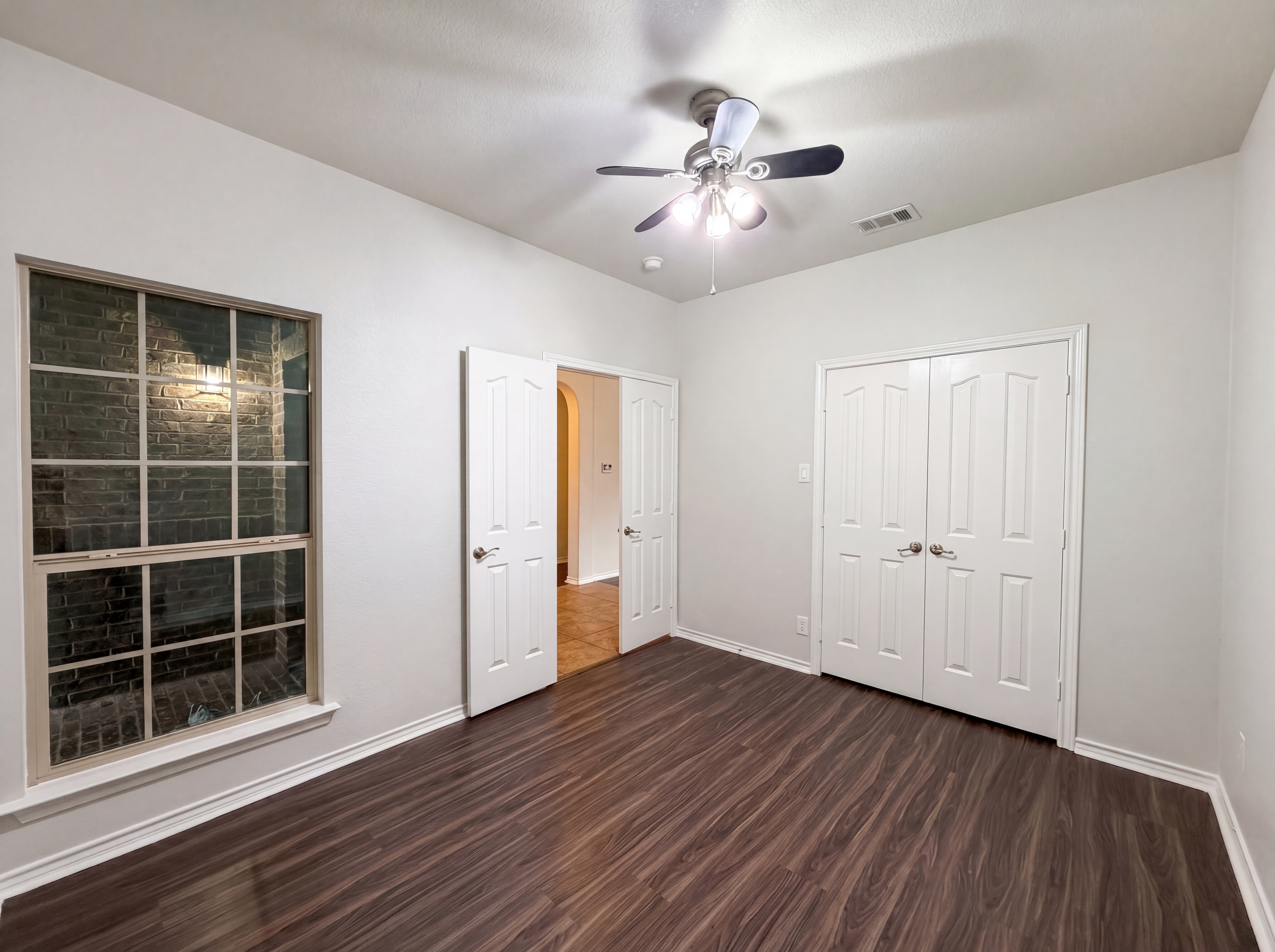 Photo 14 of 26 of 12817 Breckenridge Ct, Fort Worth, TX