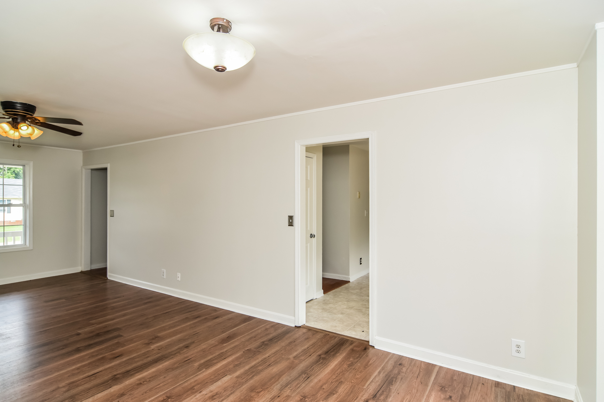 Photo 9 of 21 of 224 Pappy Dr, Oak Grove, KY