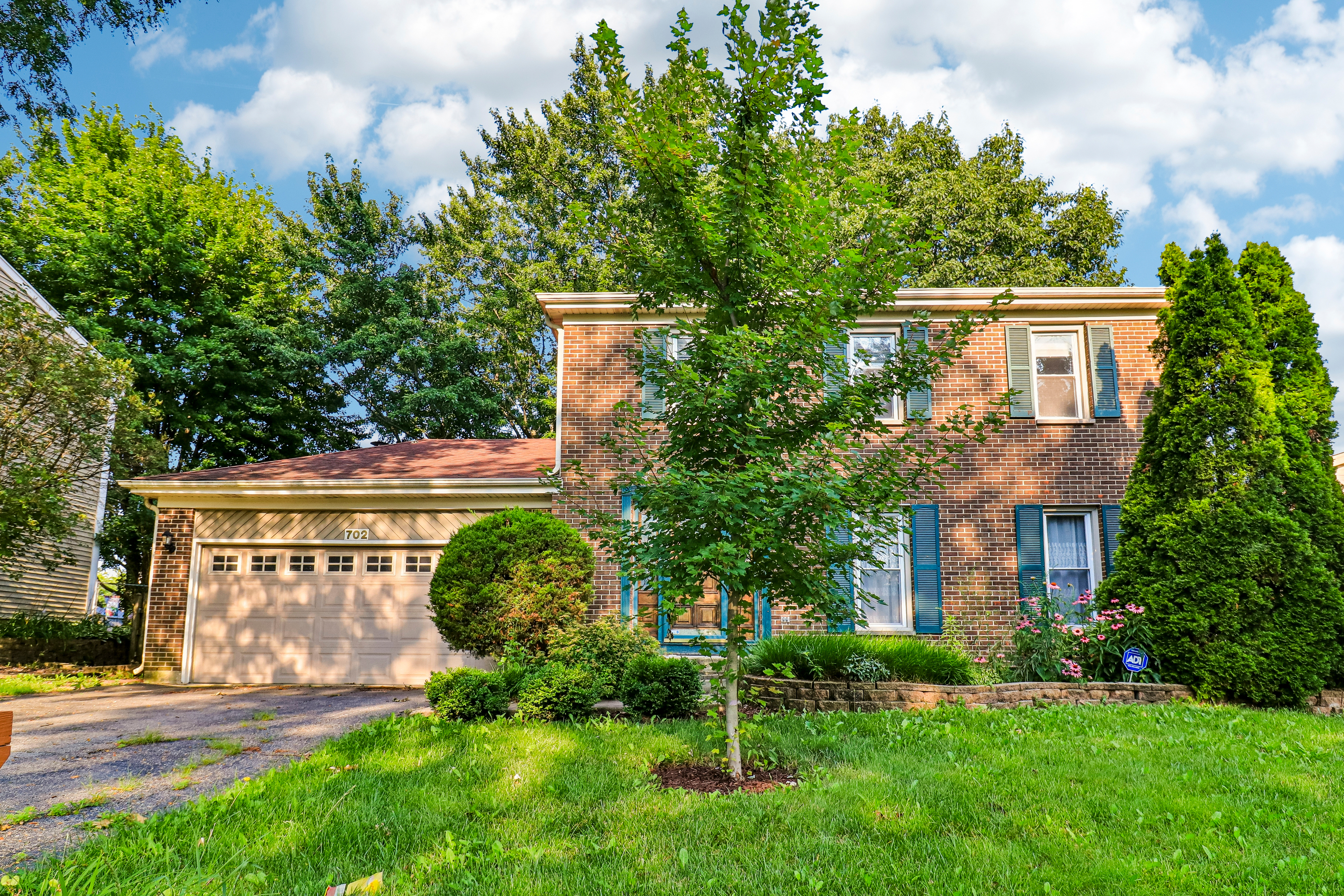Photo 17 of 39 of 702 Buffalo Cir, Carol Stream, IL