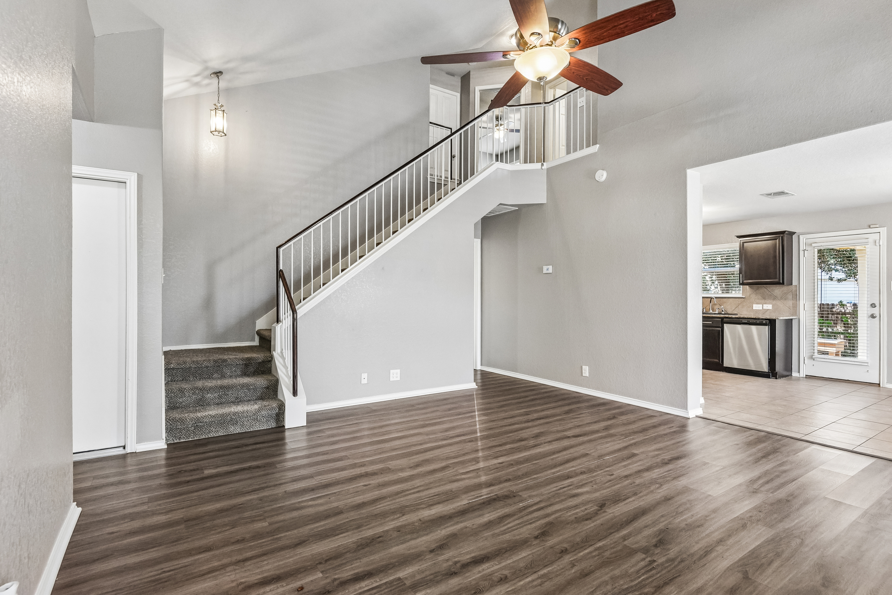 Photo 9 of 49 of 2535 Fayette Dr, New Braunfels, TX