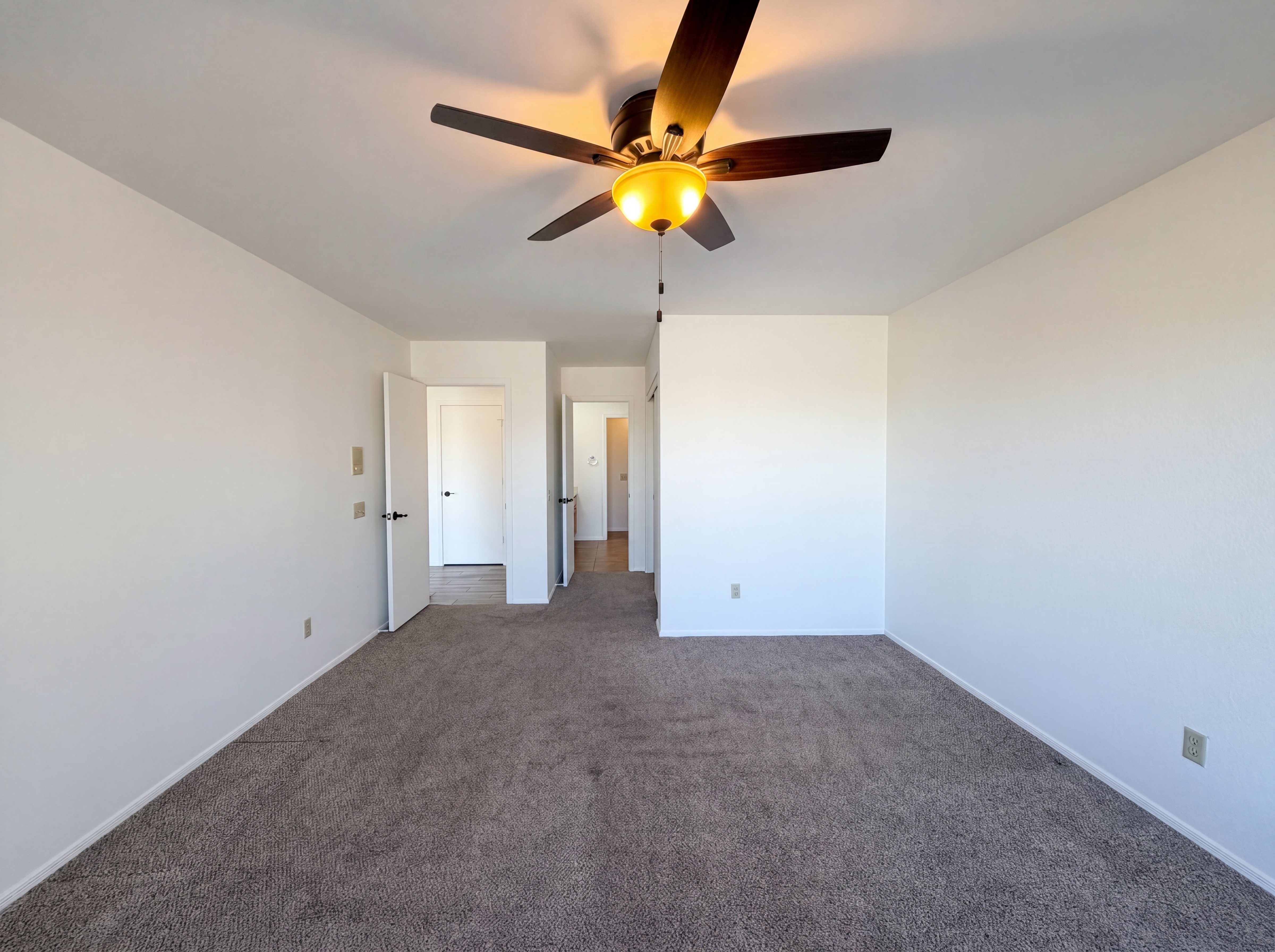 Photo 11 of 20 of 23626 N 45th Ave, Glendale, AZ